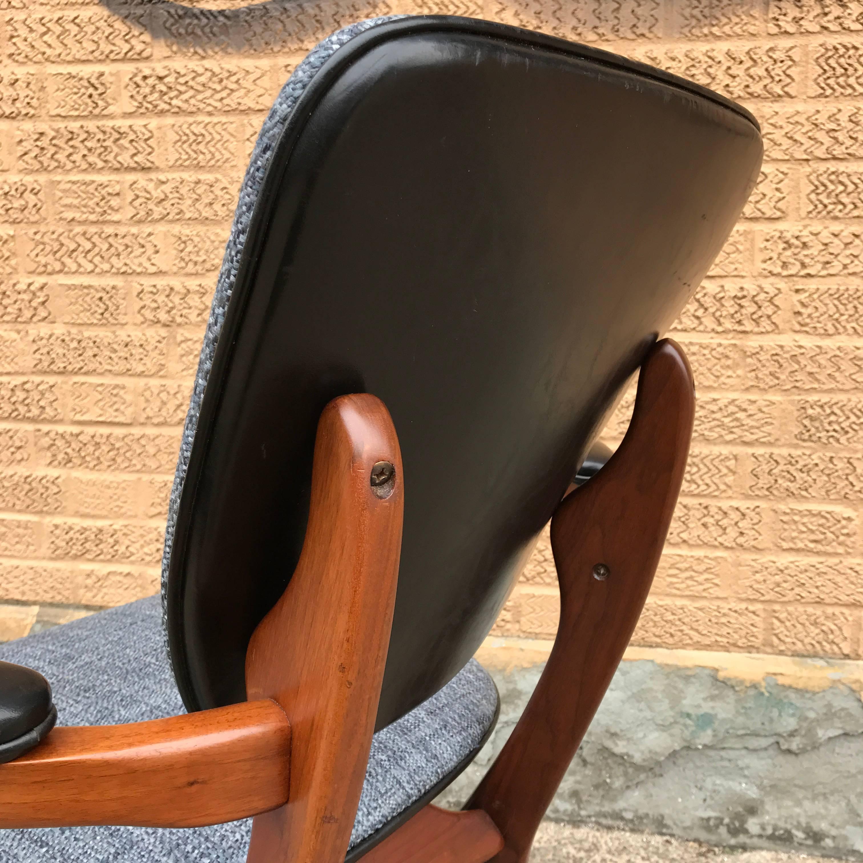 Leather Sculptural Walnut Armchair by Adrian Pearsall For Sale
