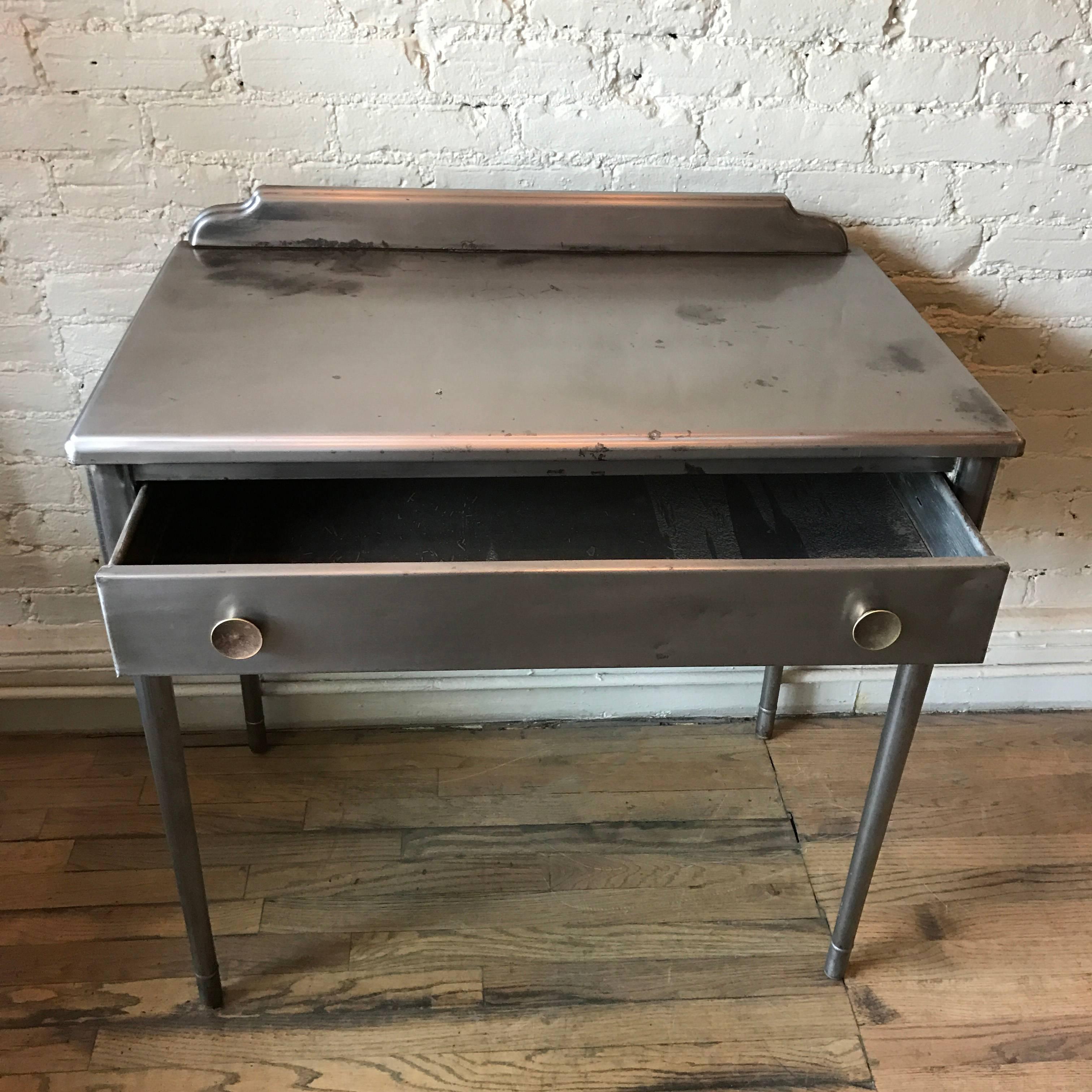 simmons furniture company