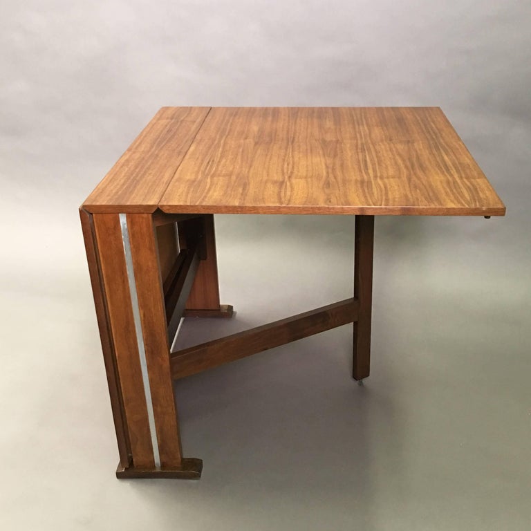 Mid-Century Modern Walnut Drop Leaf Gate-Leg Dining Table at 1stDibs
