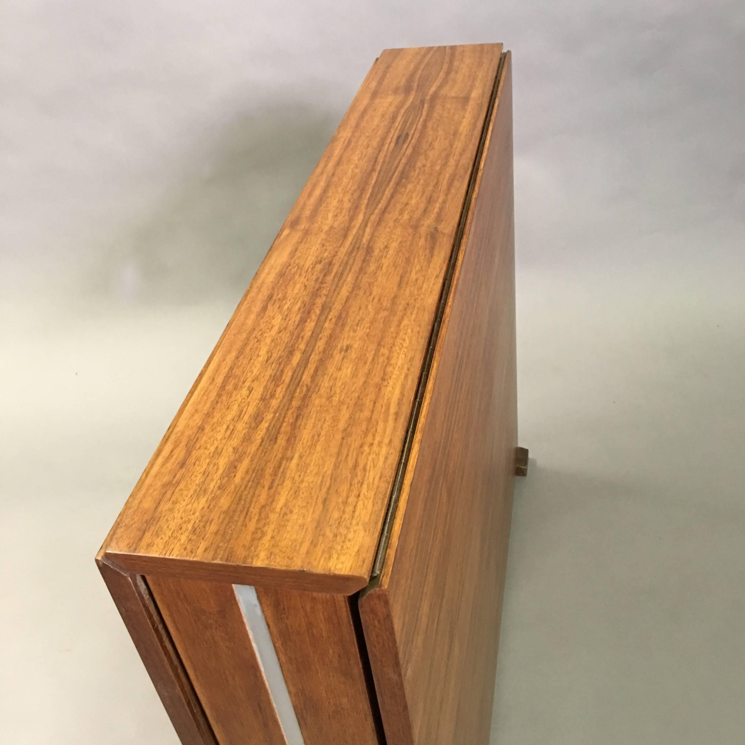 Mid-Century Modern Walnut Drop Leaf Gate-Leg Dining Table 2