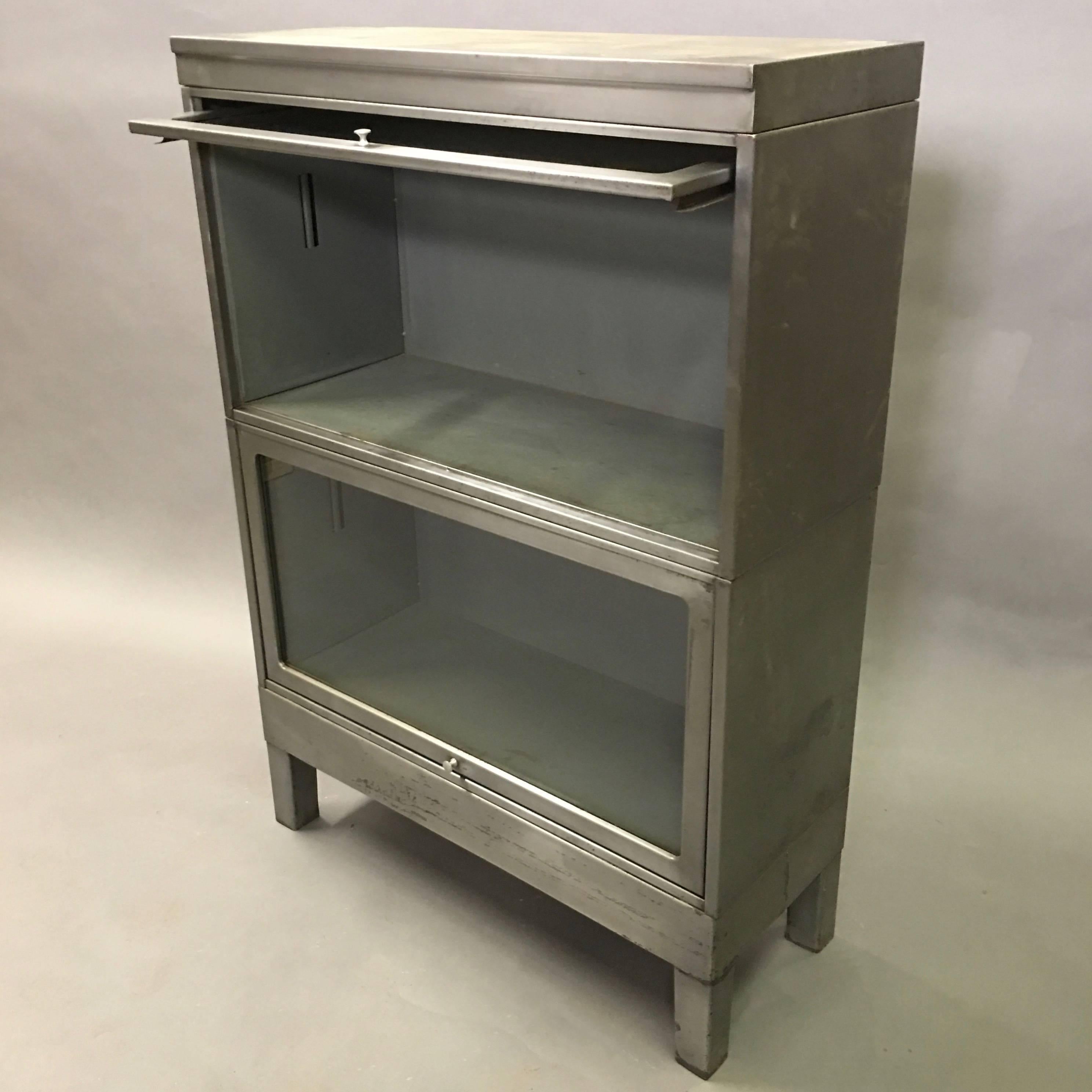 stainless steel barrister