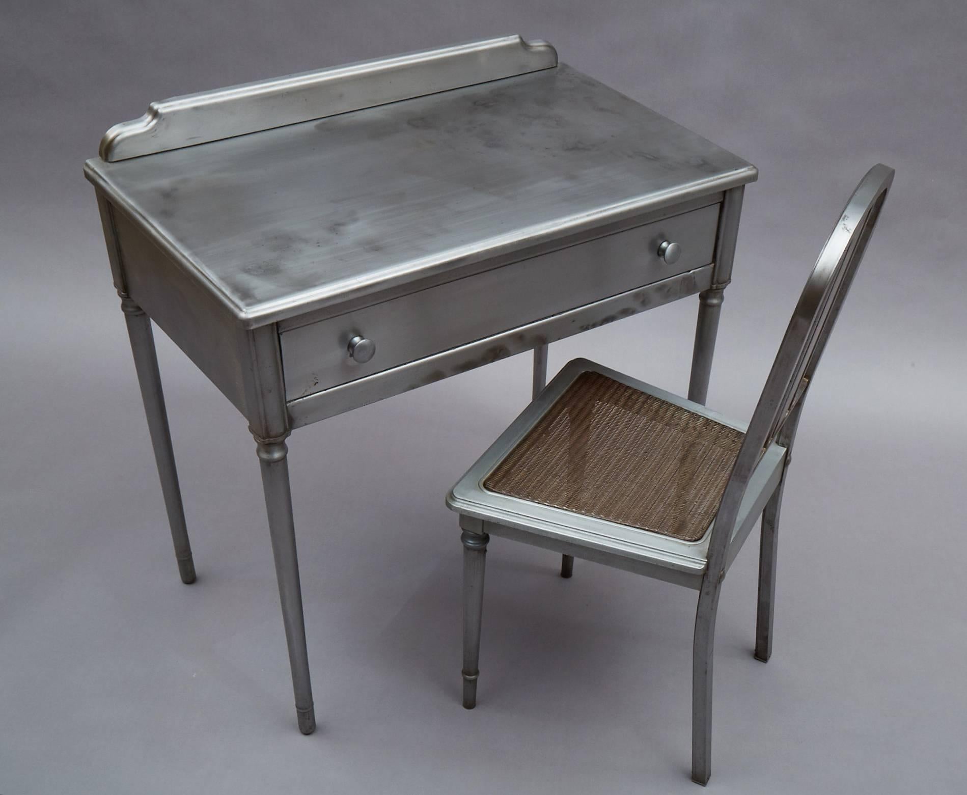 simmons metal desk