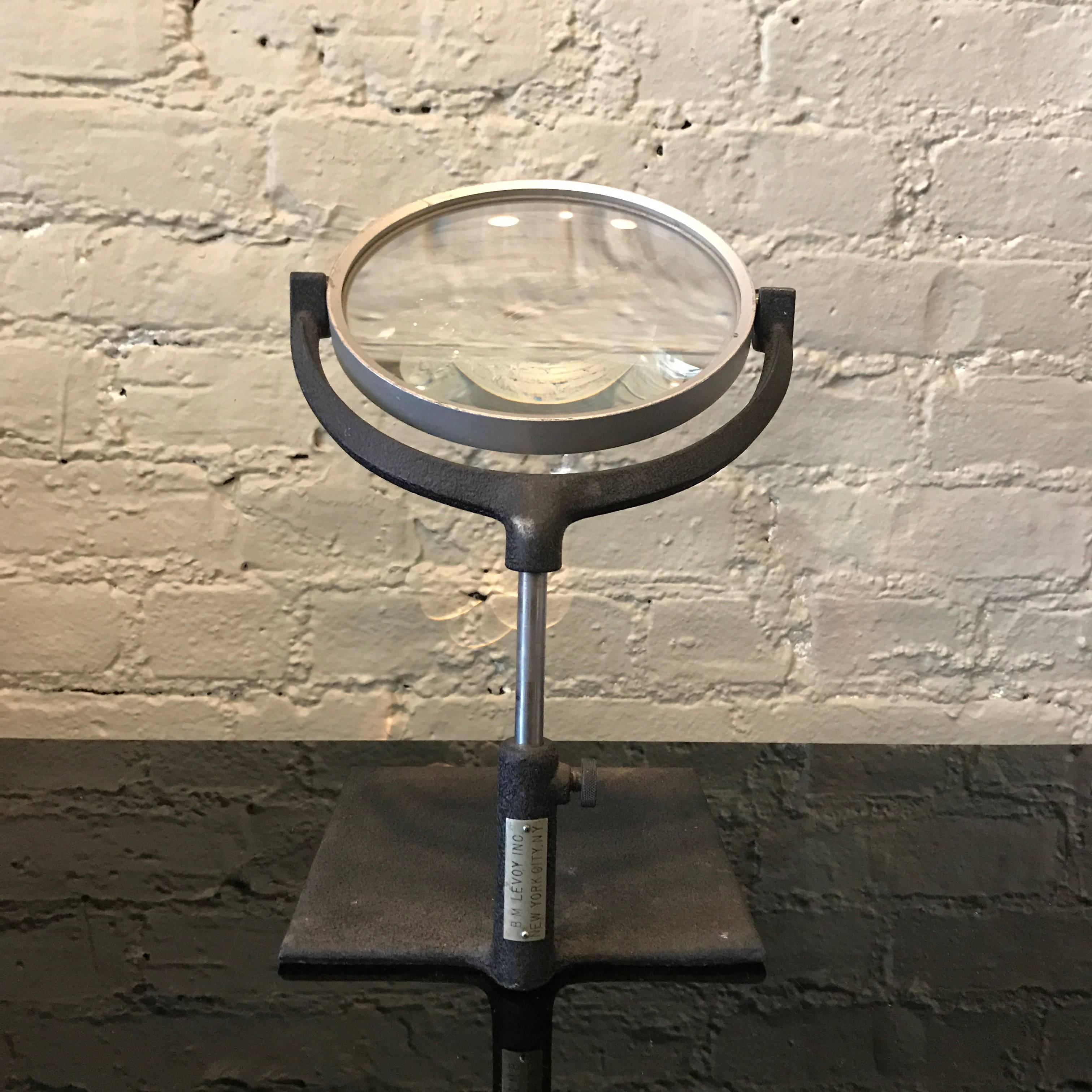 Industrial Mid Century Tabletop Magnifying Glass In Good Condition In Brooklyn, NY