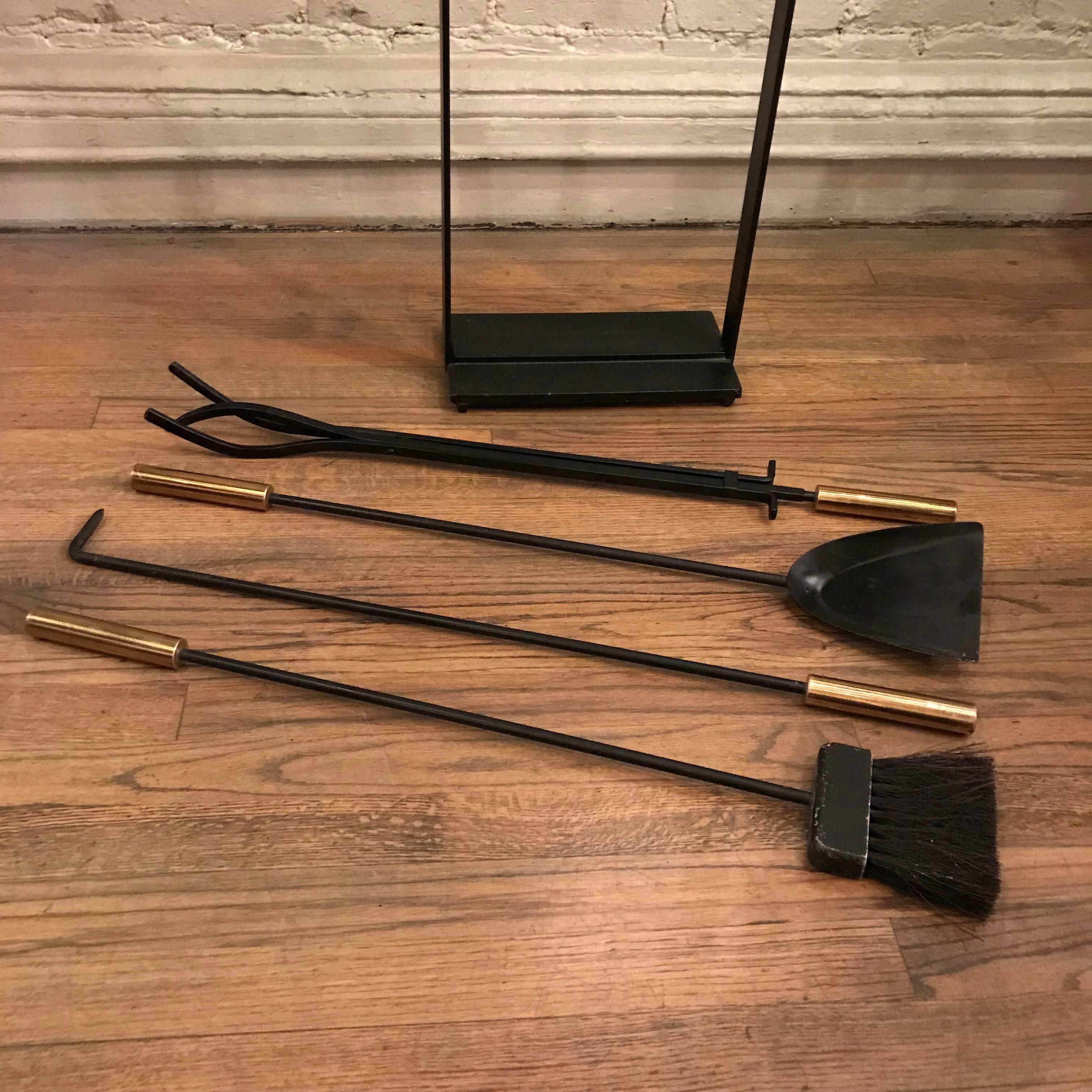 Modernist Wrought Iron and Brass Fireplace Tools In Excellent Condition In Brooklyn, NY
