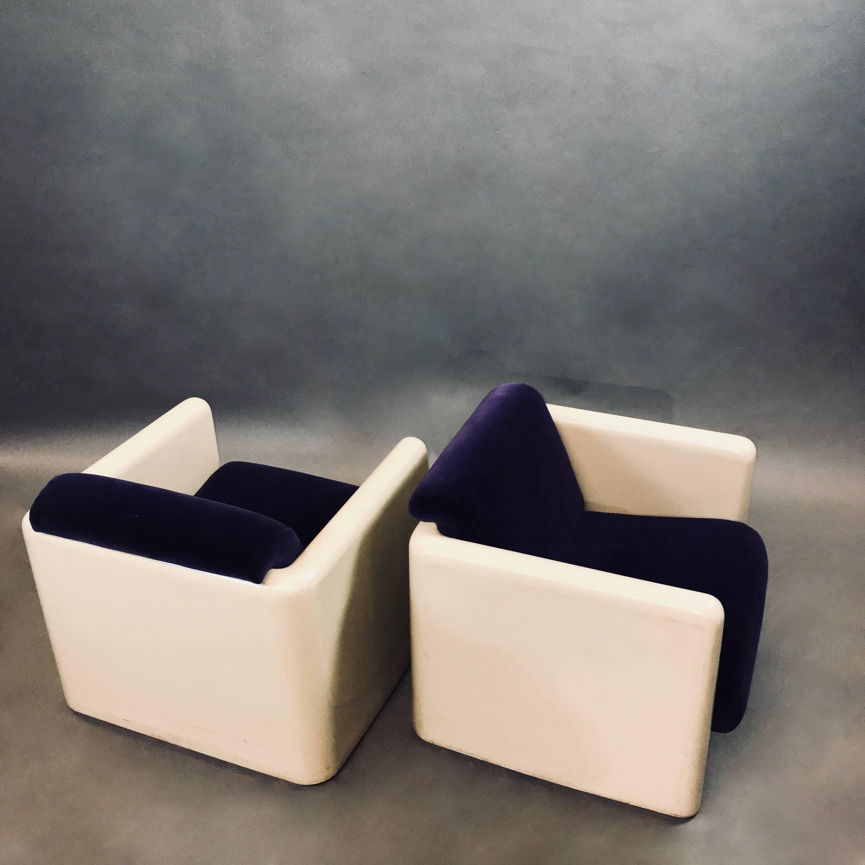 Modernist White Molded Fiberglass And Velvet Cube Club Chairs 1