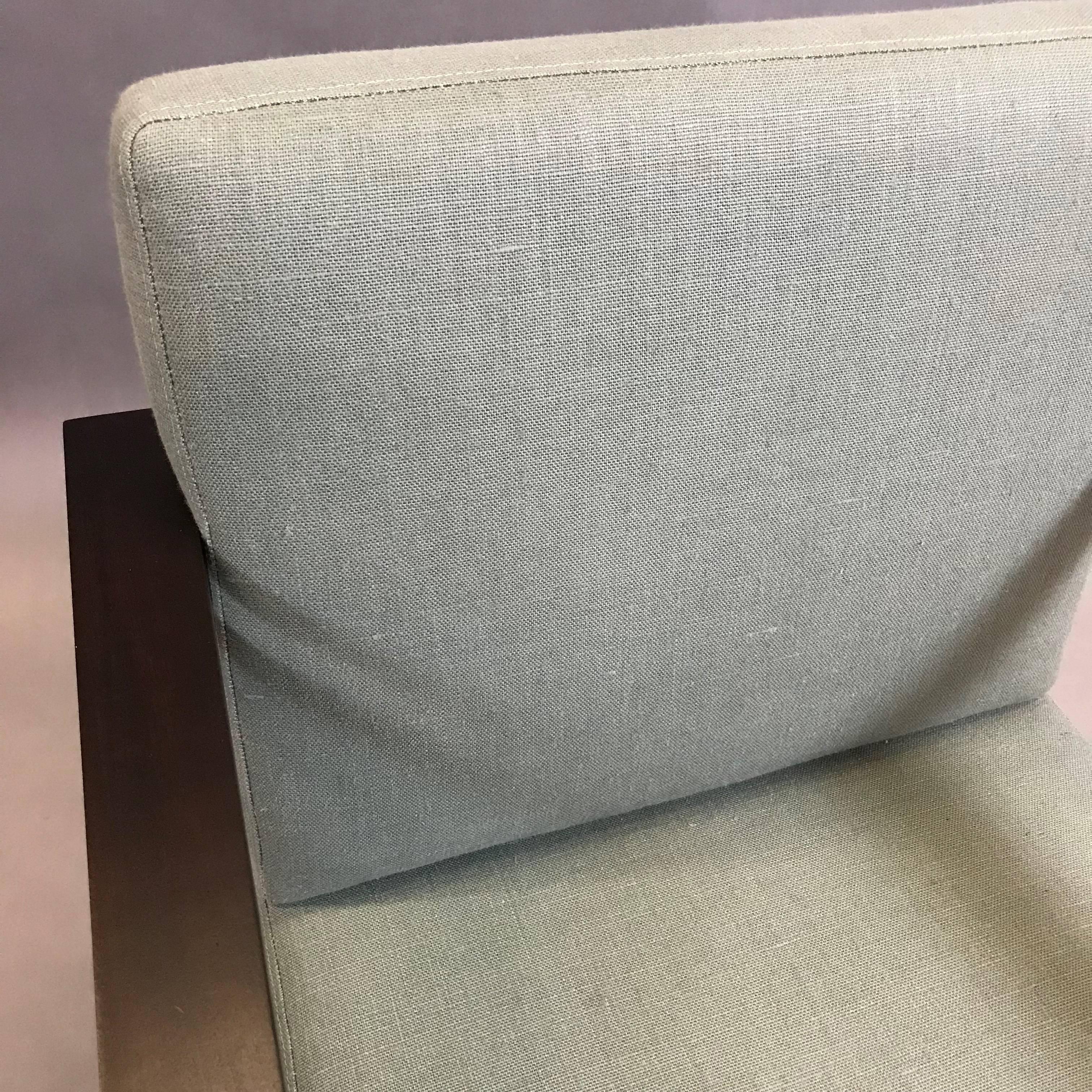 Mid-Century Modern Upholstered Chrome Armchair For Sale 3