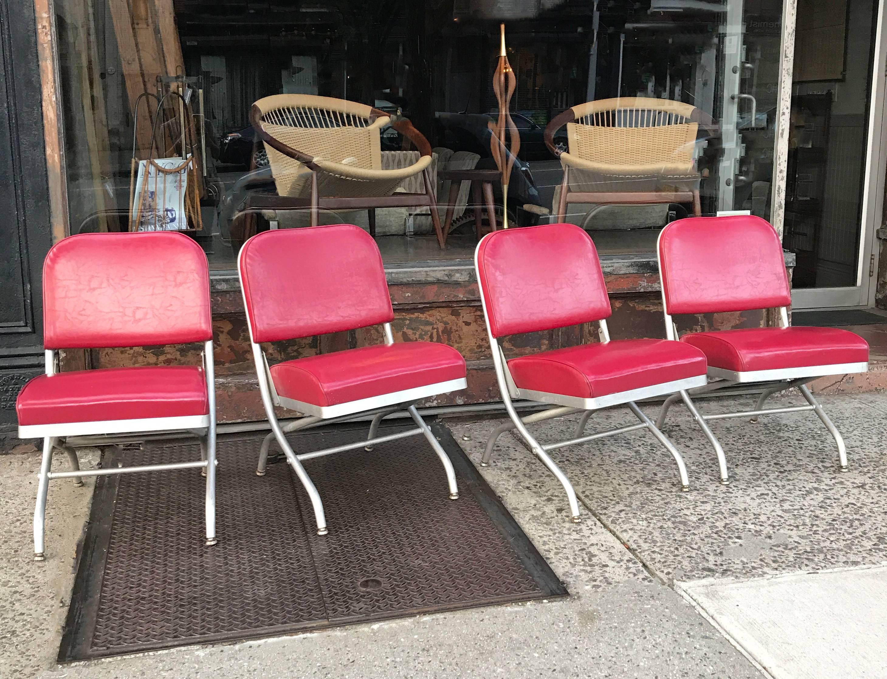 Mid-Century Modern Warren McArthur Folding Aluminium and Vinyl Theater Chairs