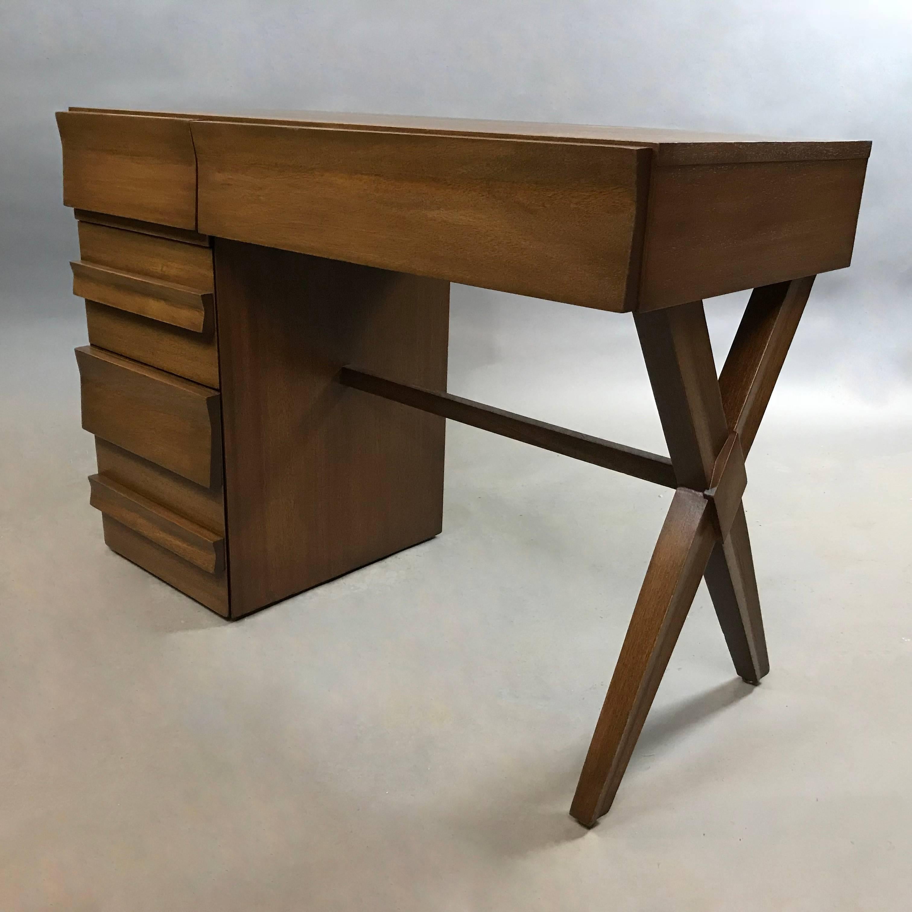modern mahogany desk