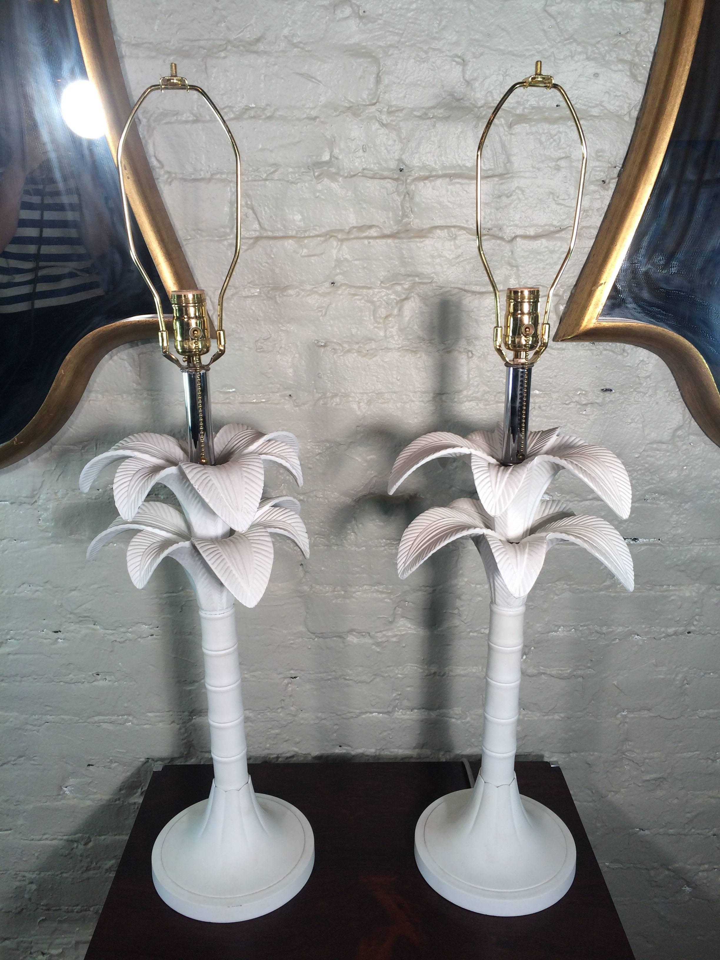 American Pair Of Hollywood Regency Cast Metal Palm Motif Table Lamps