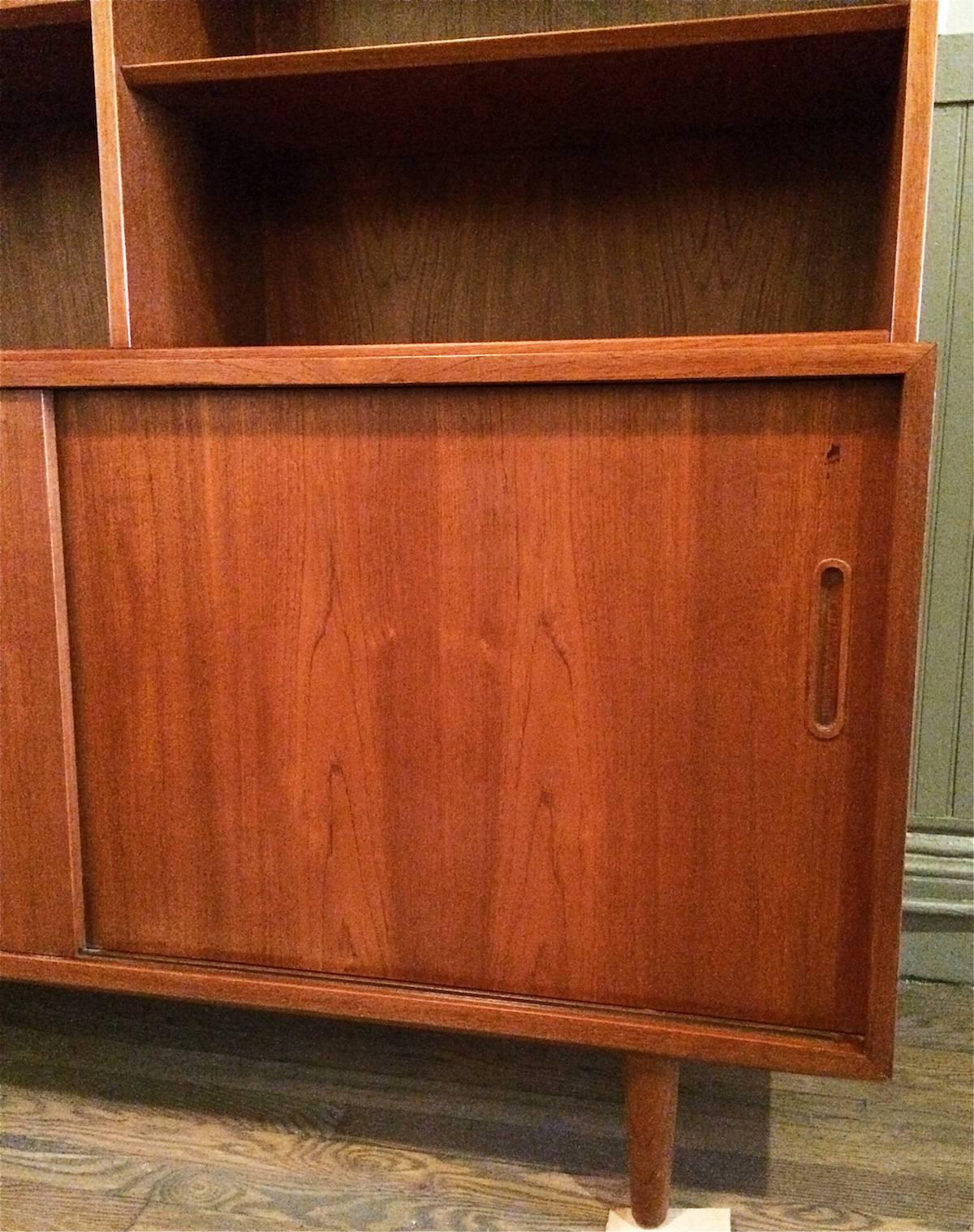 Danish Modern Credenza Bookcase In Excellent Condition In Brooklyn, NY