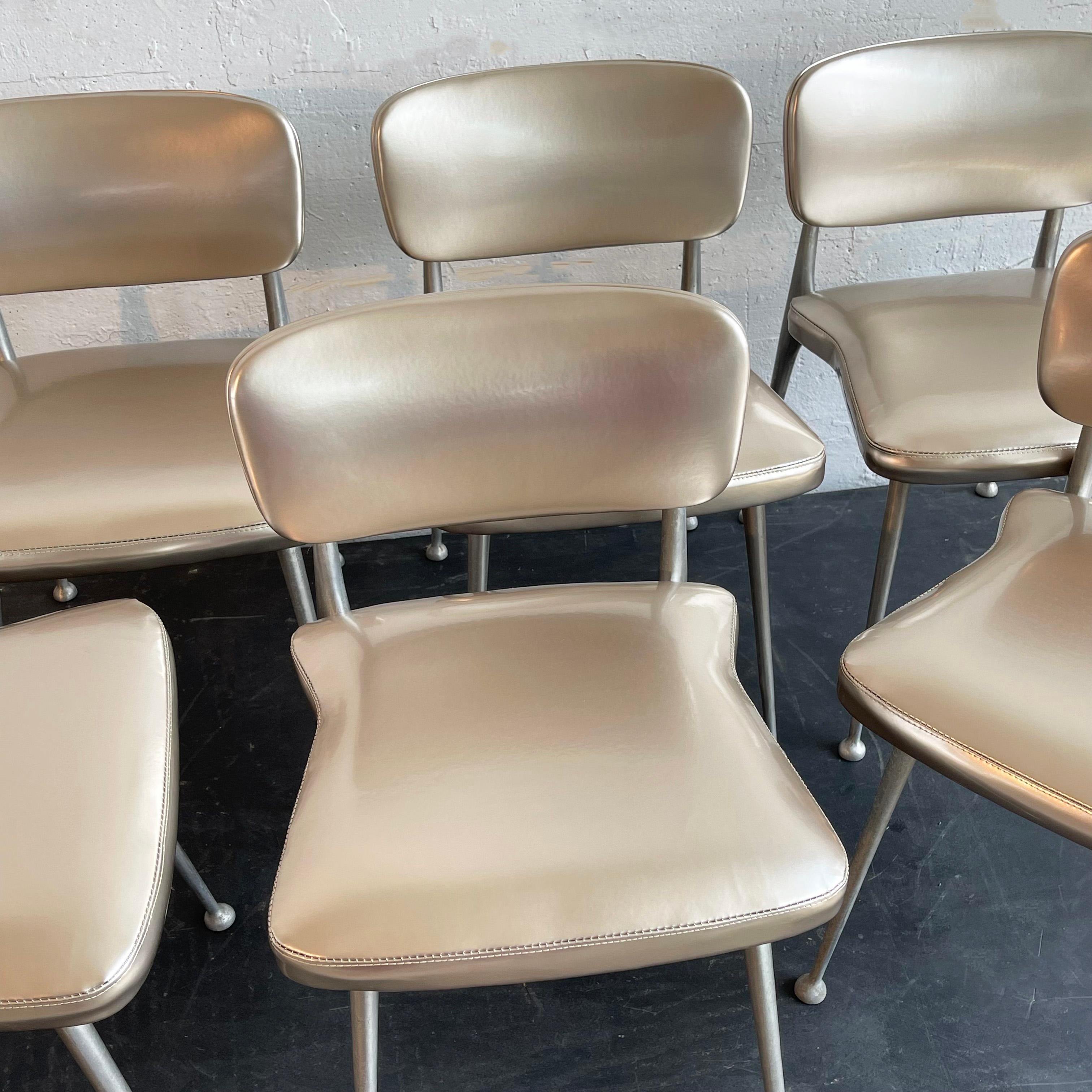 Mid-Century Modern 