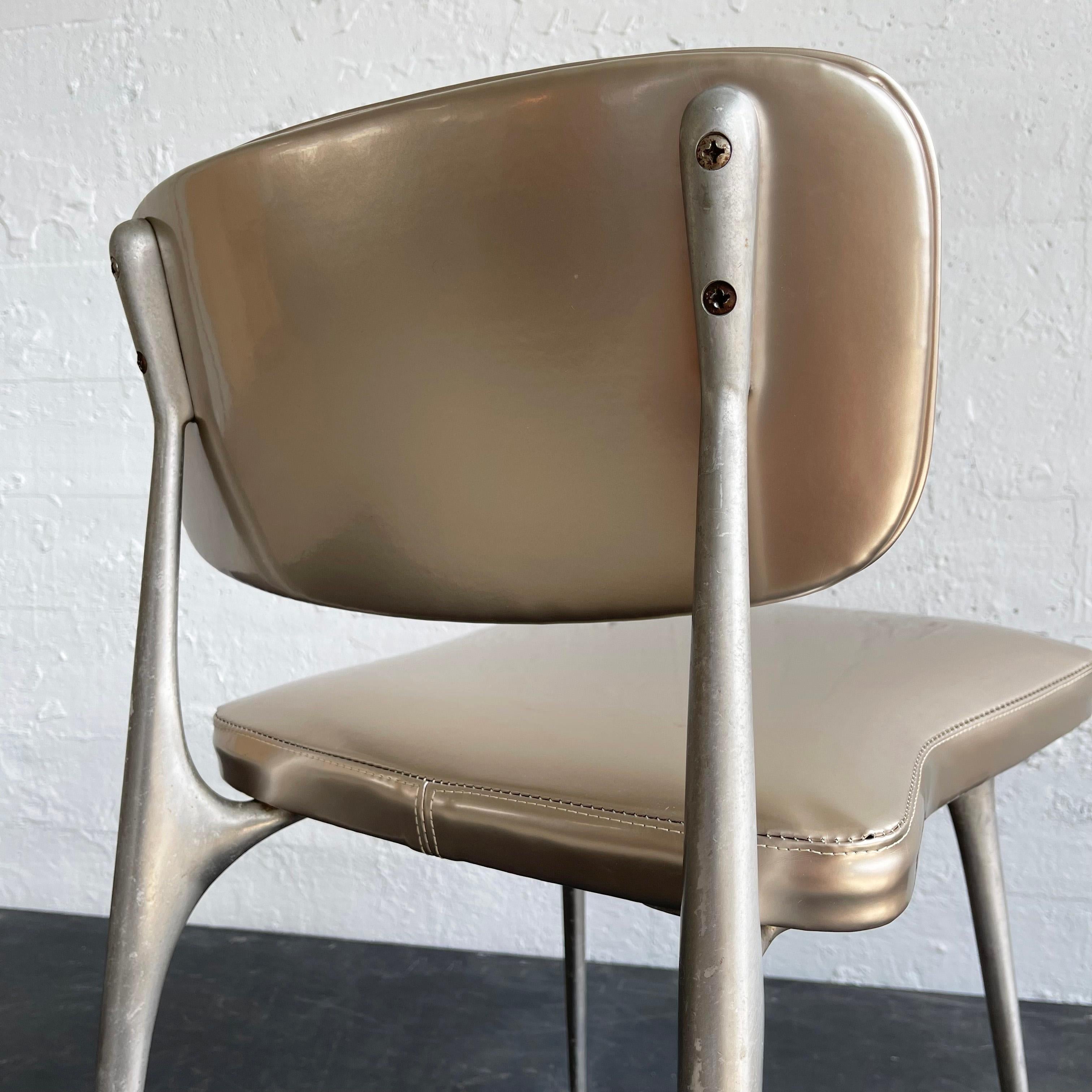 Mid-Century Modern 