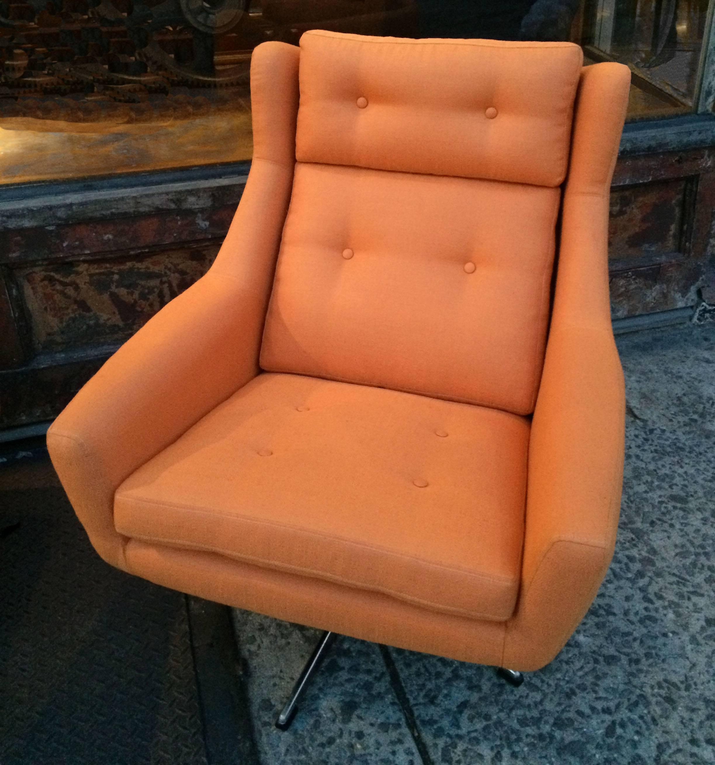Mid-20th Century Mid-Century Modern Lounge Chair and Ottoman Attributed To John Stuart