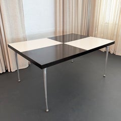 Mid-Century "Gazelle" Cast Aluminum Checkered Dining Table By Shelby Williams