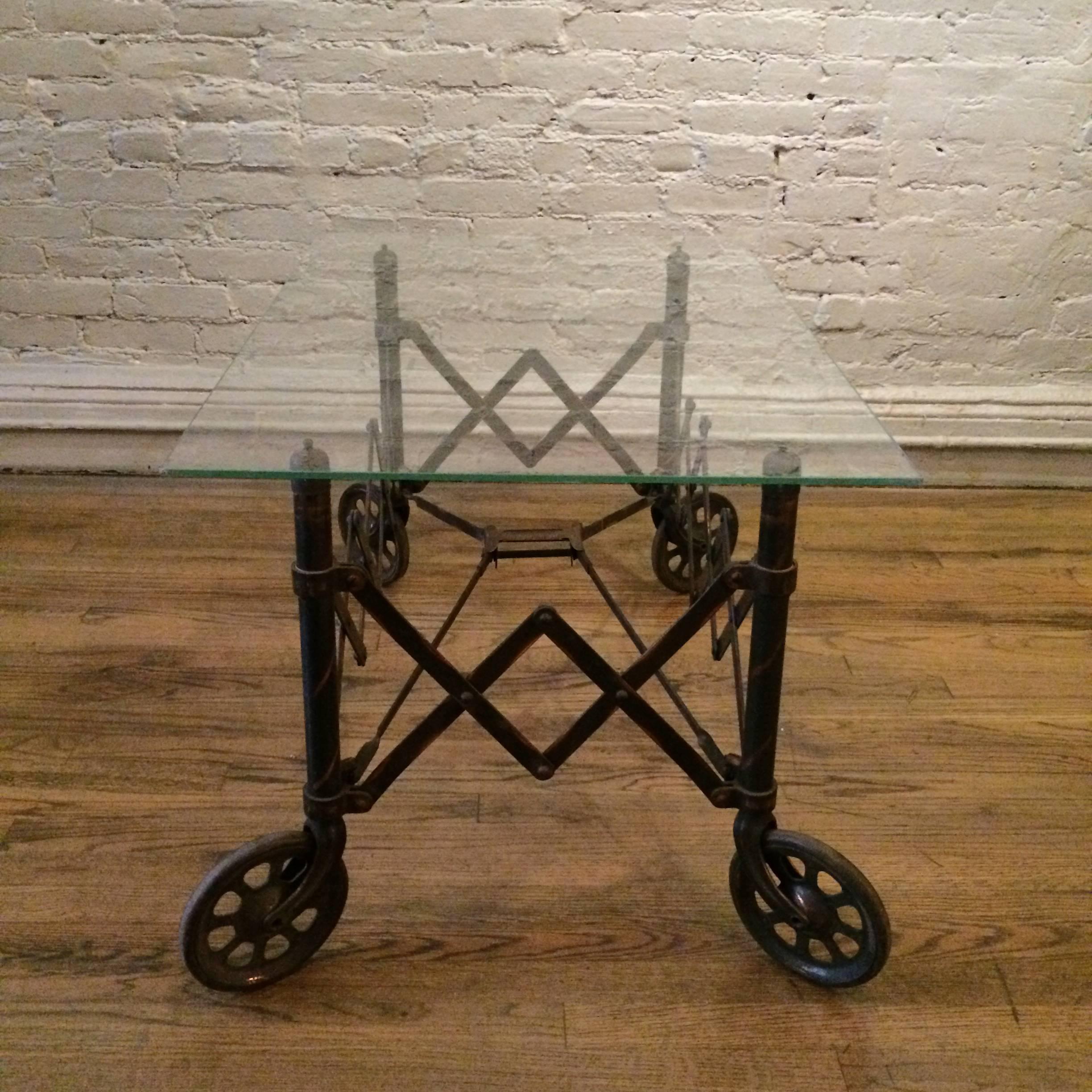 1920s Glass Top Copper Oxide Steel Industrial Coffee Table In Good Condition For Sale In Brooklyn, NY