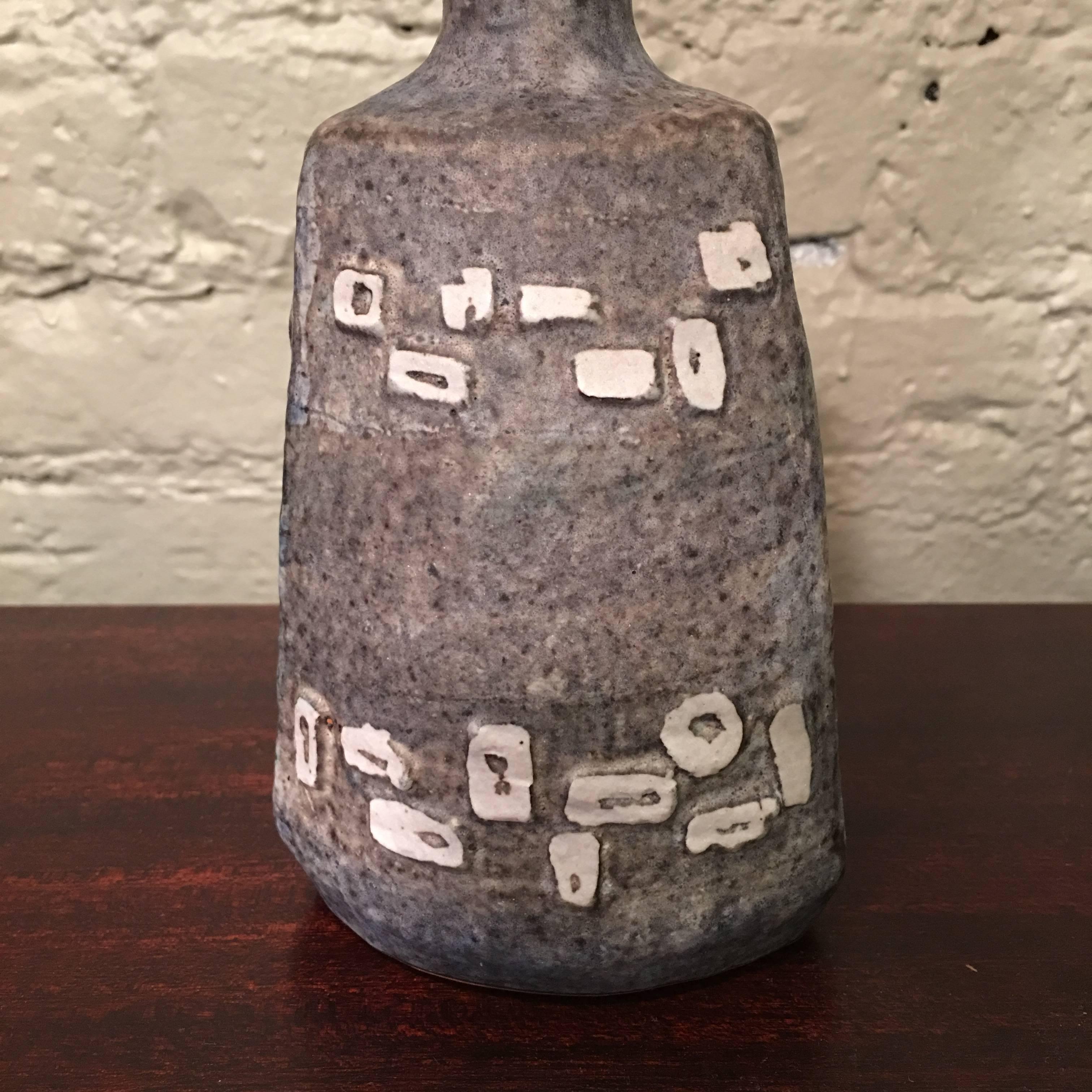 Mid-Century Modern Brutalist Art Pottery Bud Vase In Excellent Condition In Brooklyn, NY