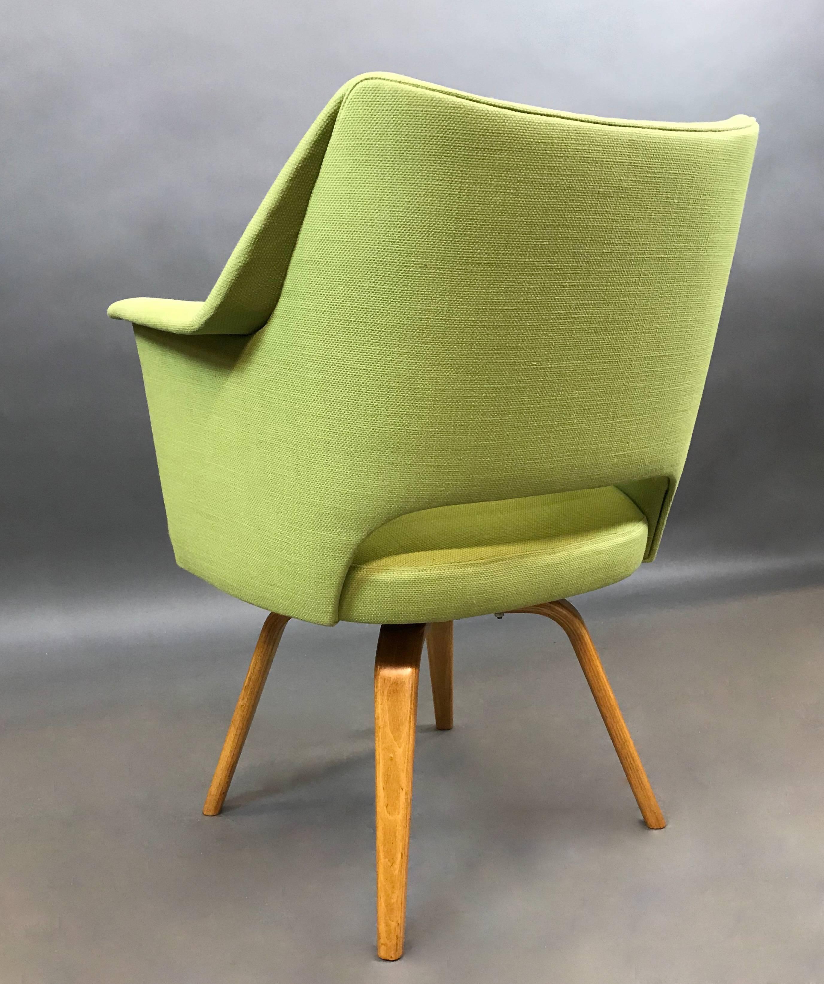 mid century modern swivel chair