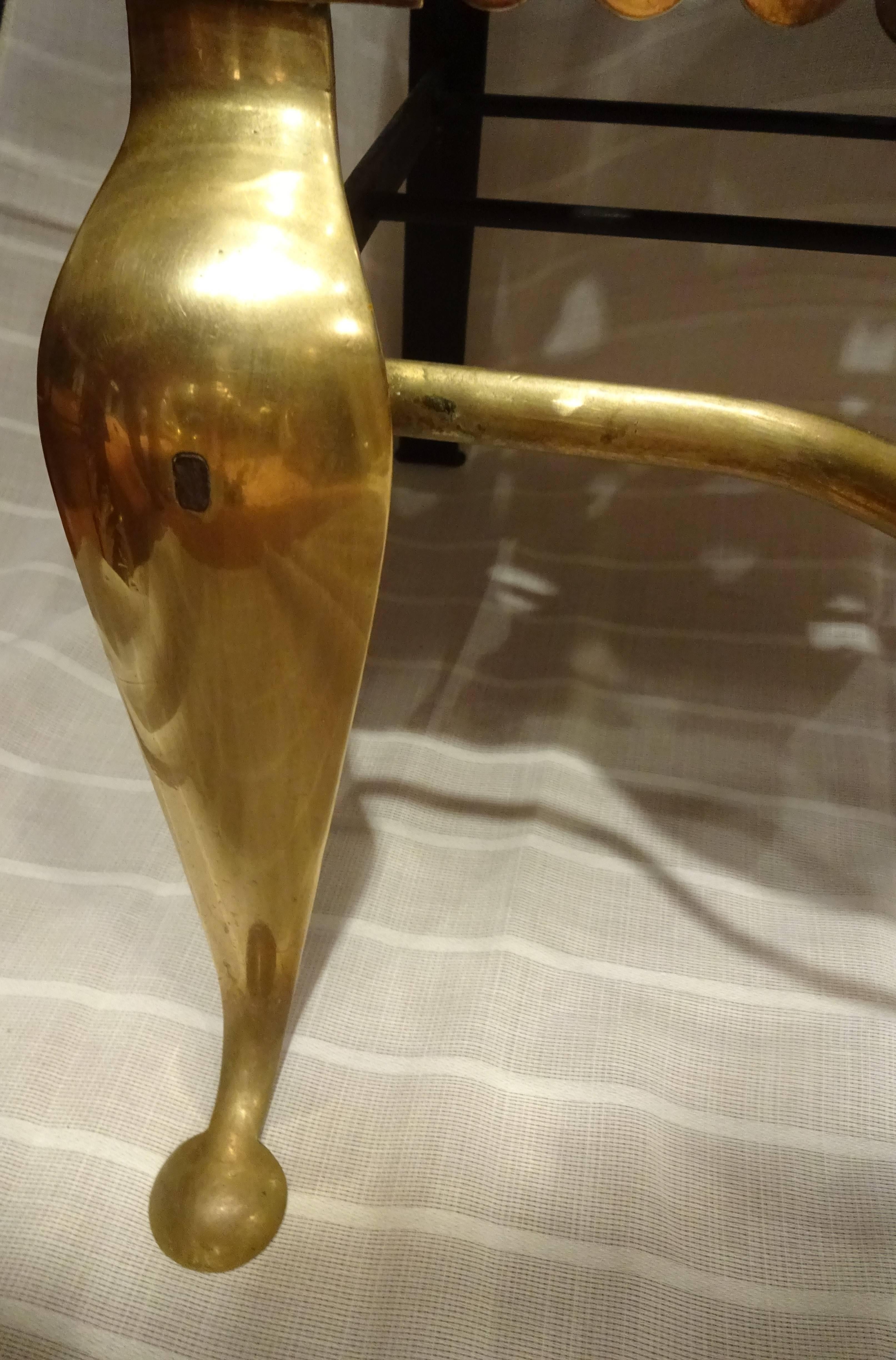 Brass Small Bench Heart Shaped Carving In Excellent Condition In Palm Beach, FL