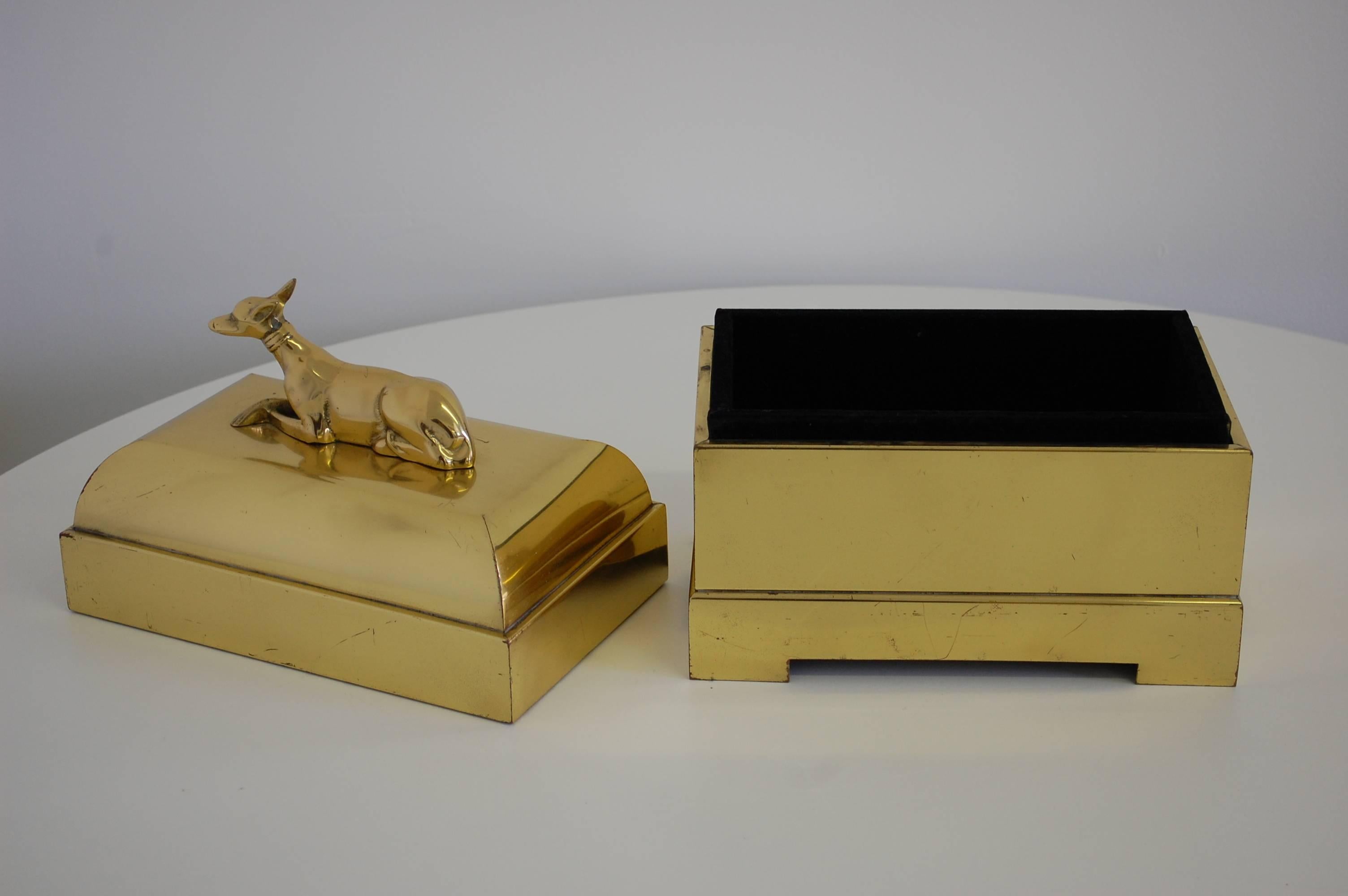 Fabulous Brass Box with Greyhound Handle by Chapman In Good Condition In Southampton, NJ