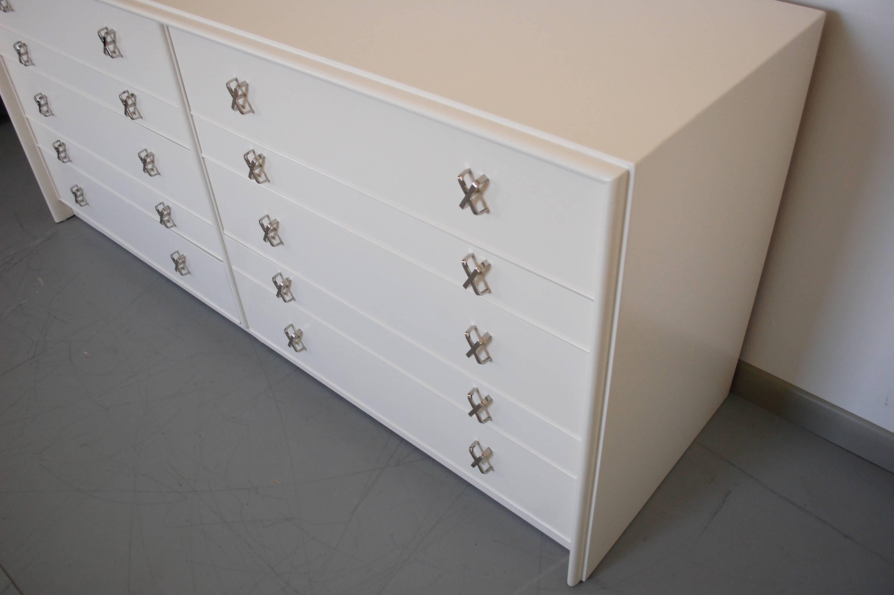 Mid-Century Modern Beautiful Paul Frankl Double Dresser in Bone Lacquer with Nickel Pulls, 1950s 