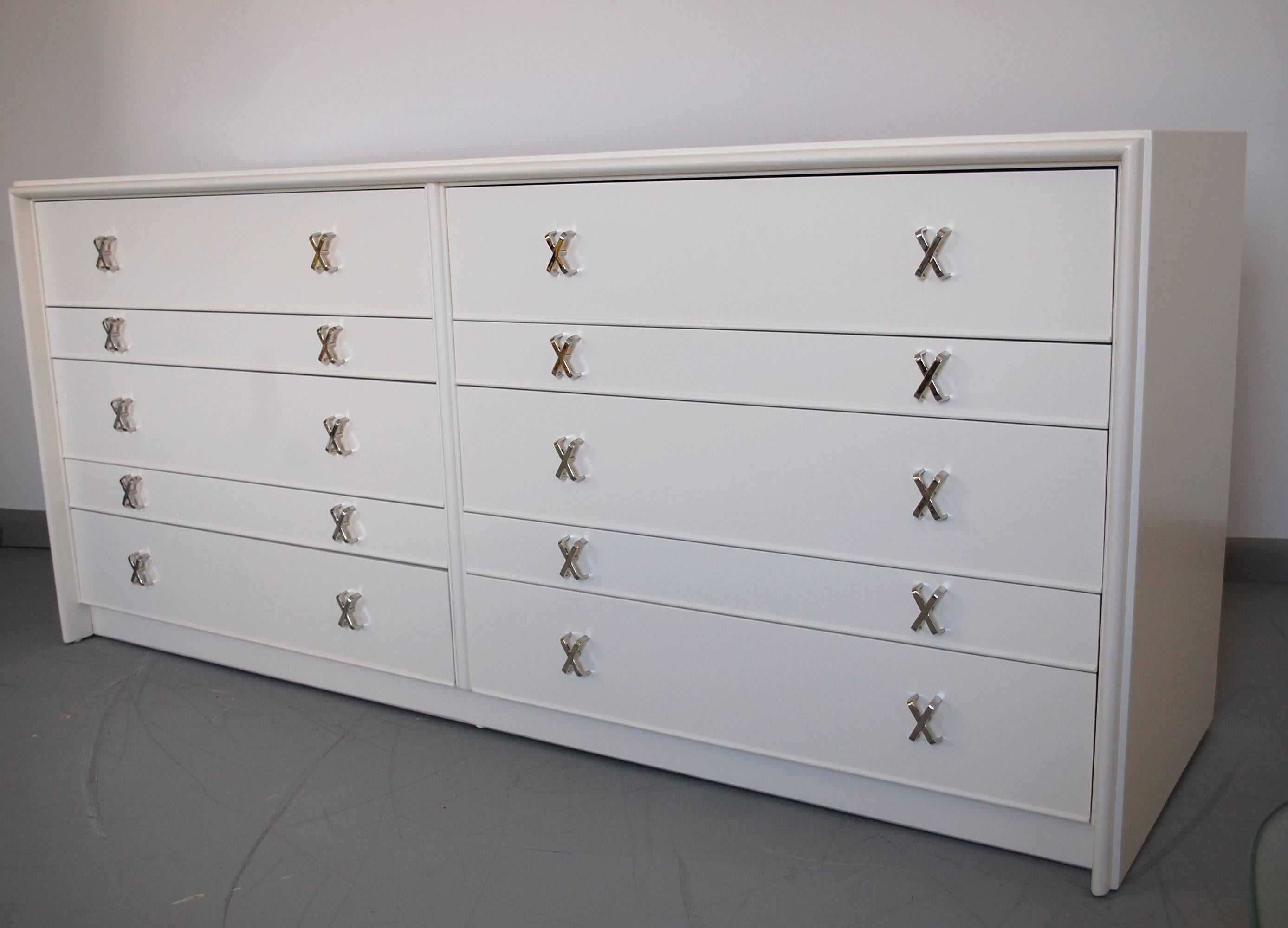 20th Century Beautiful Paul Frankl Double Dresser in Bone Lacquer with Nickel Pulls, 1950s 