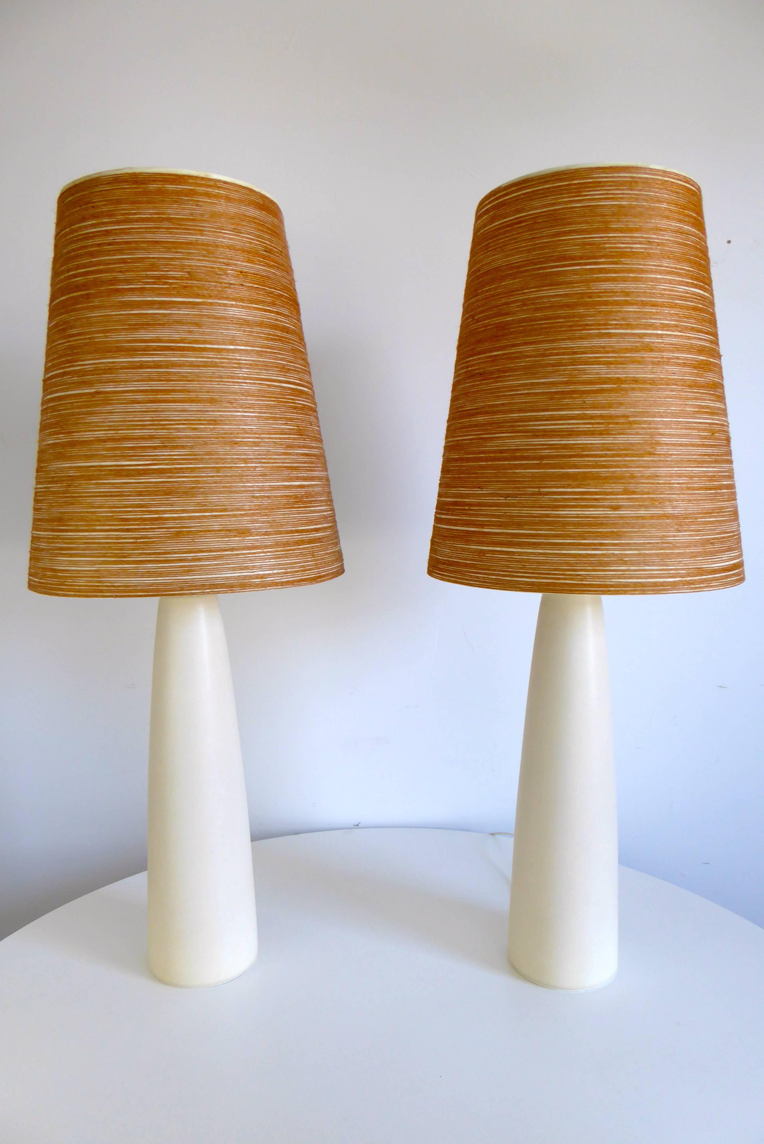 Canadian Mid-Century Modern Pair of Ceramic Lotte Lamps