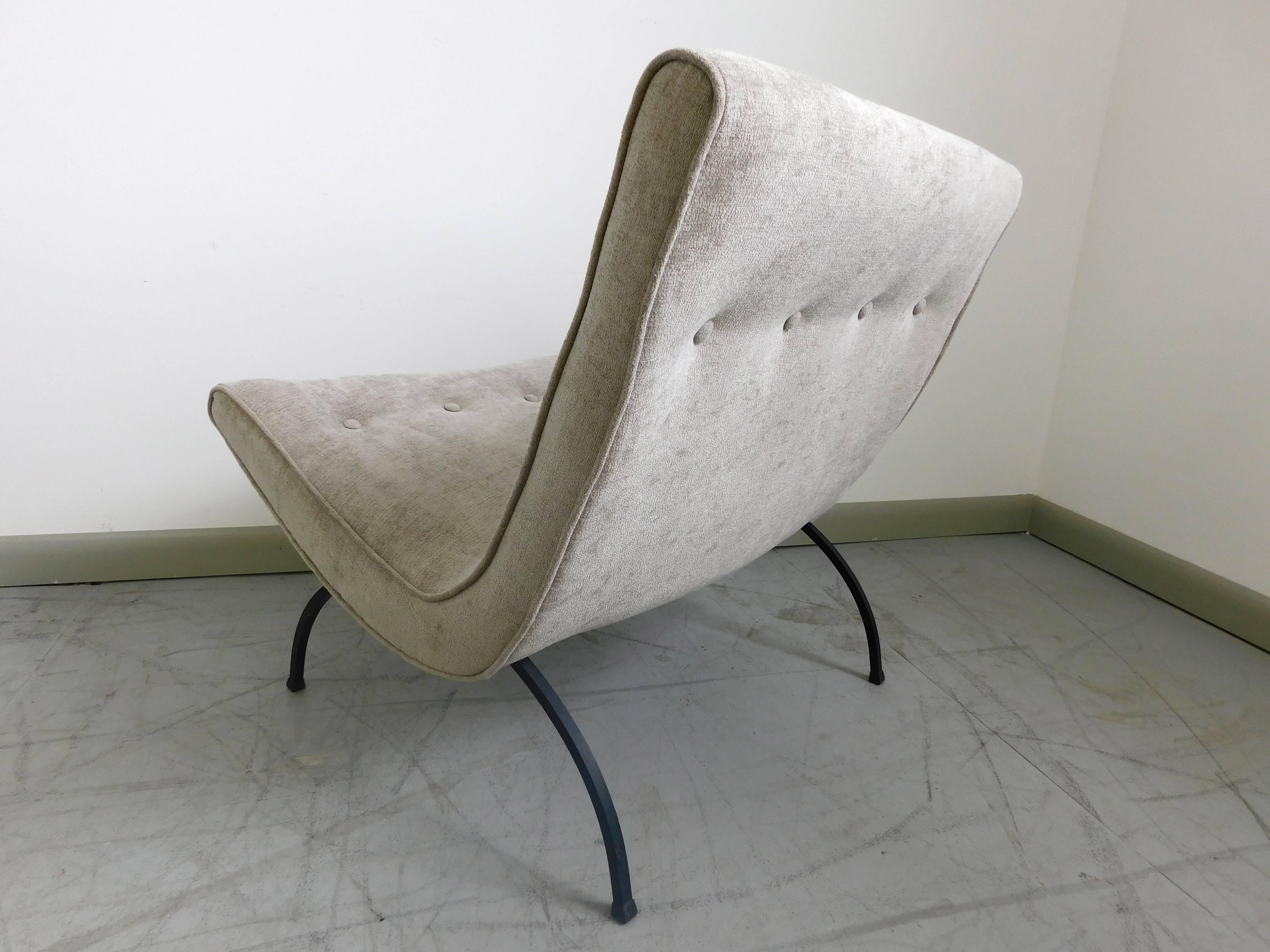 Mid-Century Modern Milo Baughman Scoop Lounge Chair