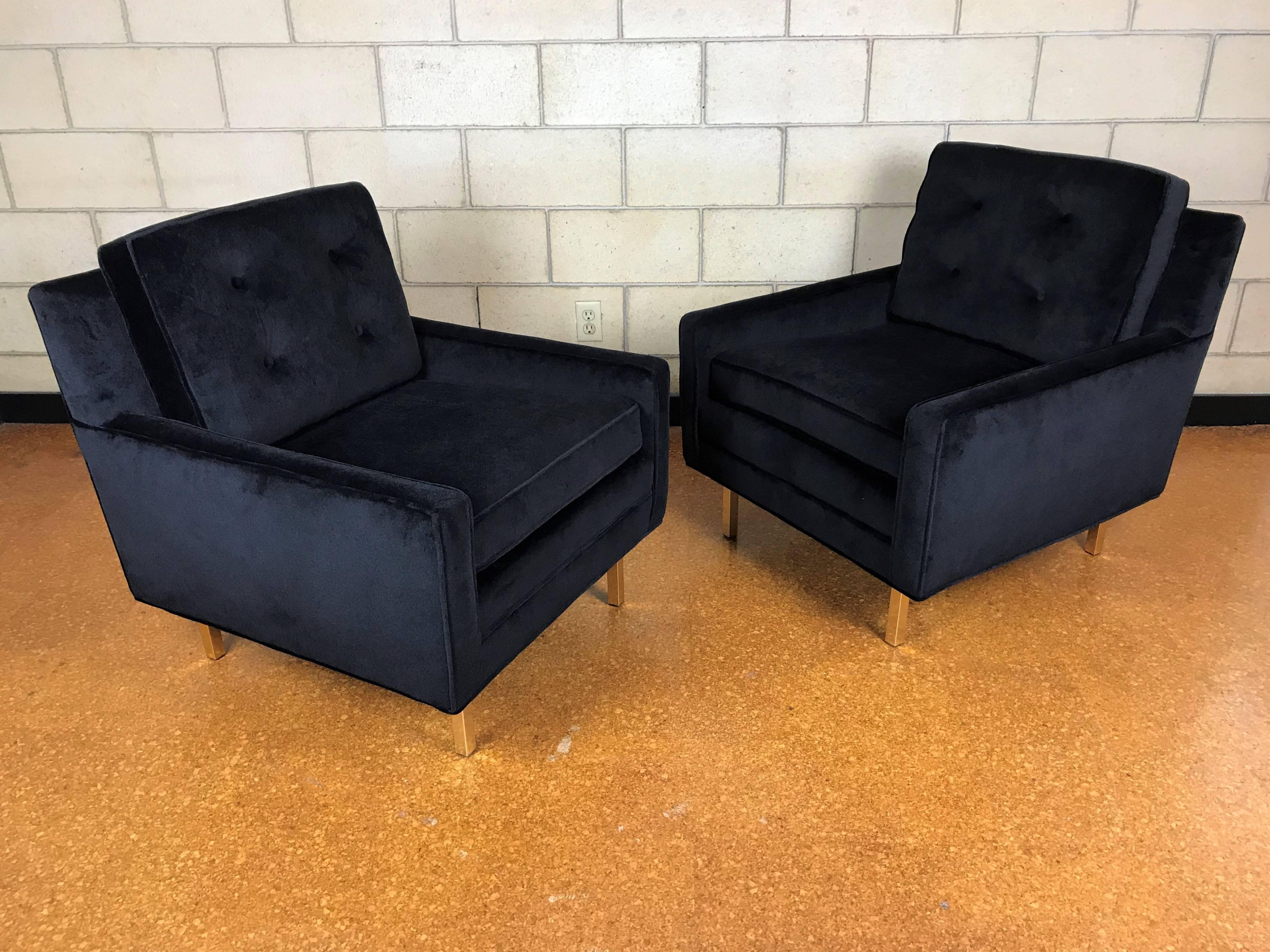 American Pair of Mid-Century Modern Tuxedo Lounge Chairs in Black Velvet with Brass Legs