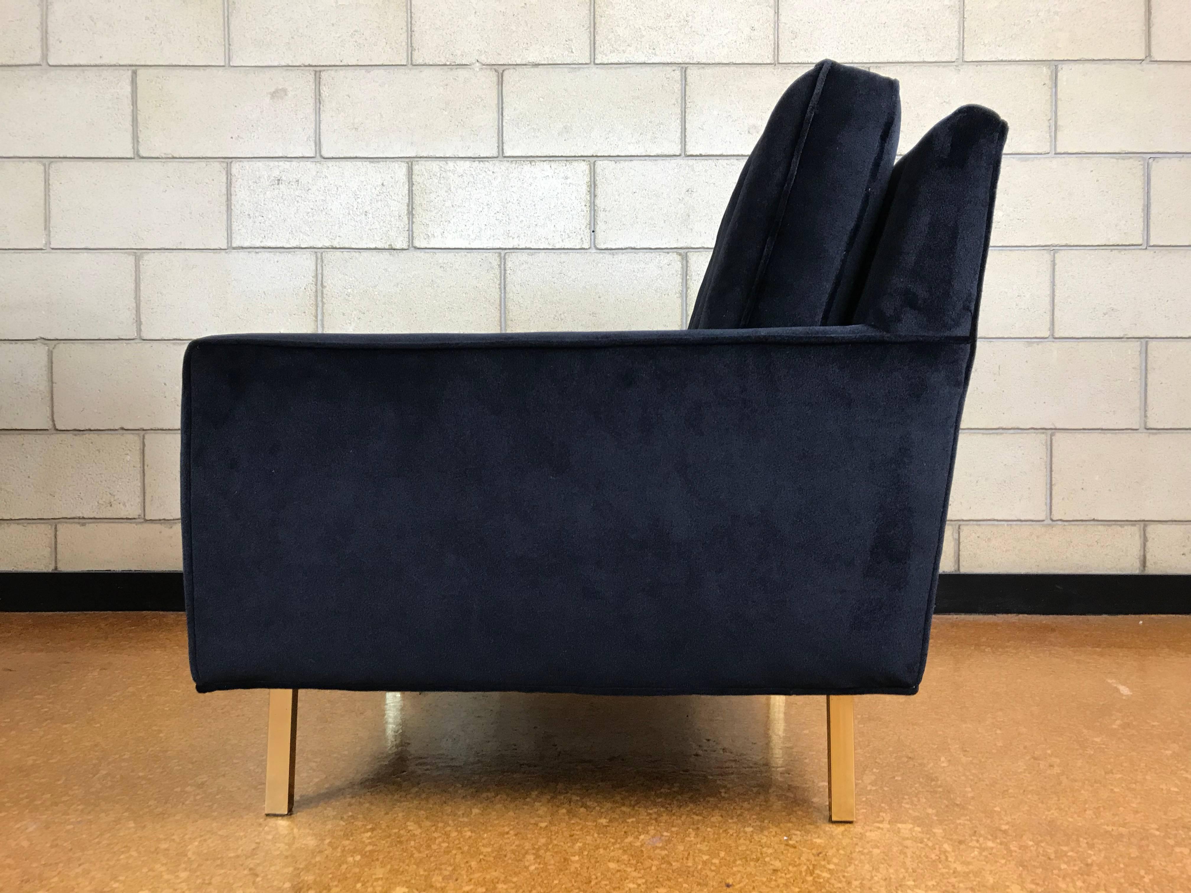 Mid-20th Century Pair of Mid-Century Modern Tuxedo Lounge Chairs in Black Velvet with Brass Legs