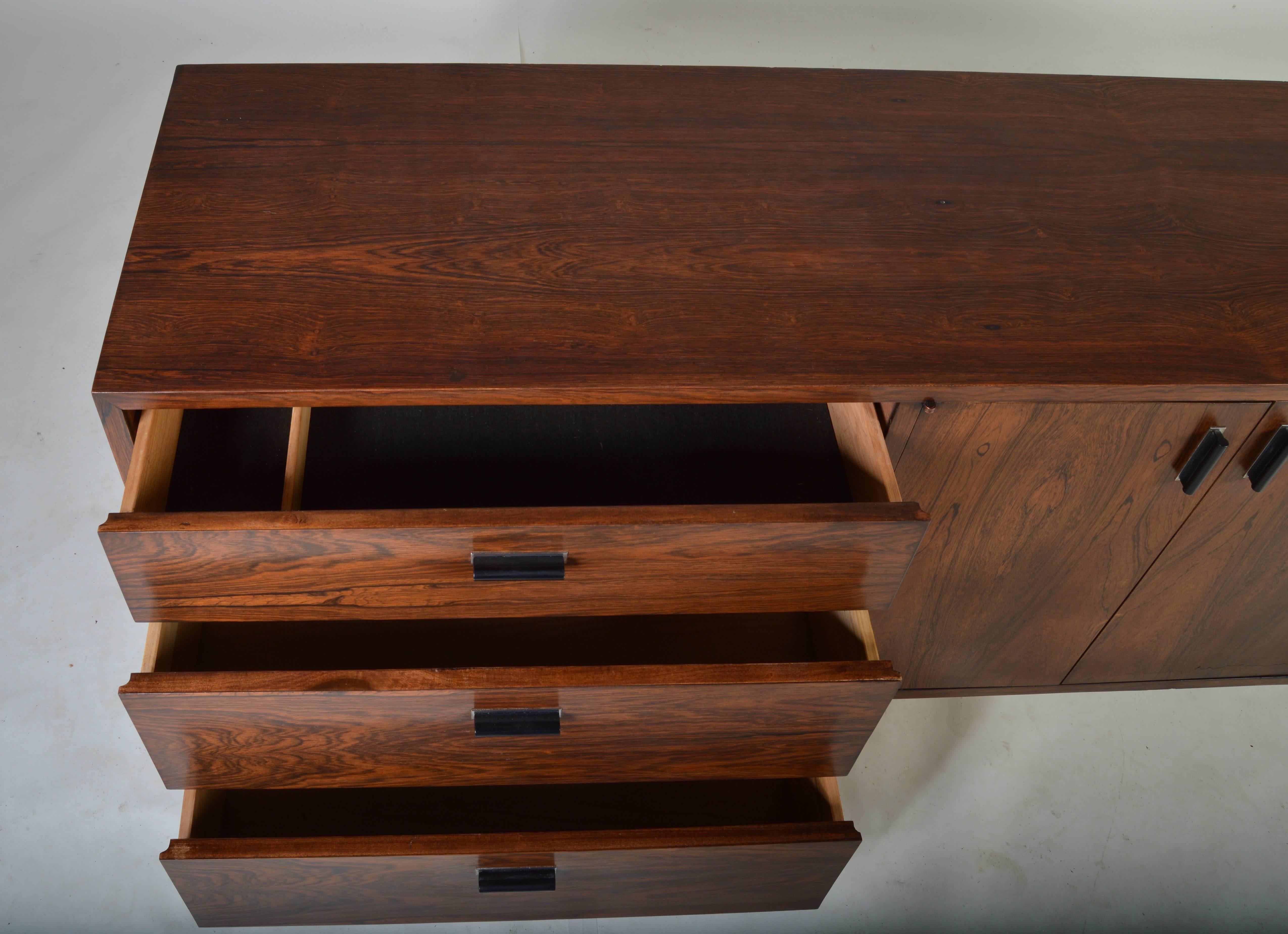 Mid-Century Modern Early Mid-Century Rosewood Credenza by Founders after George Nelson
