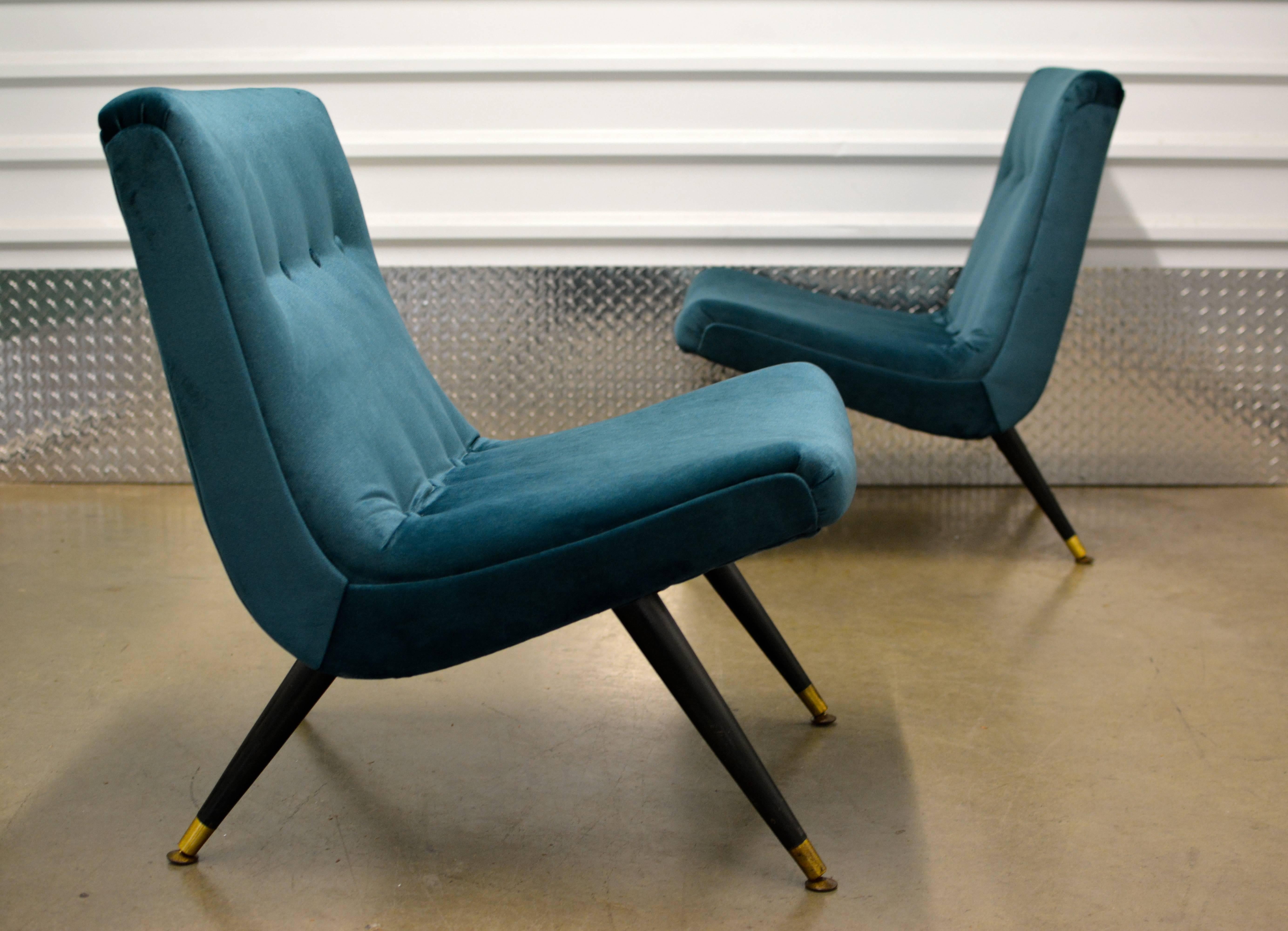 Milo Baughman Exceptional Scoop Lounge Chairs, Pair In Excellent Condition In Southampton, NJ