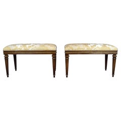 Panchine in stile Luigi XVI ispirate ai mobili Baker, in legno dorato e seta, anni ’60