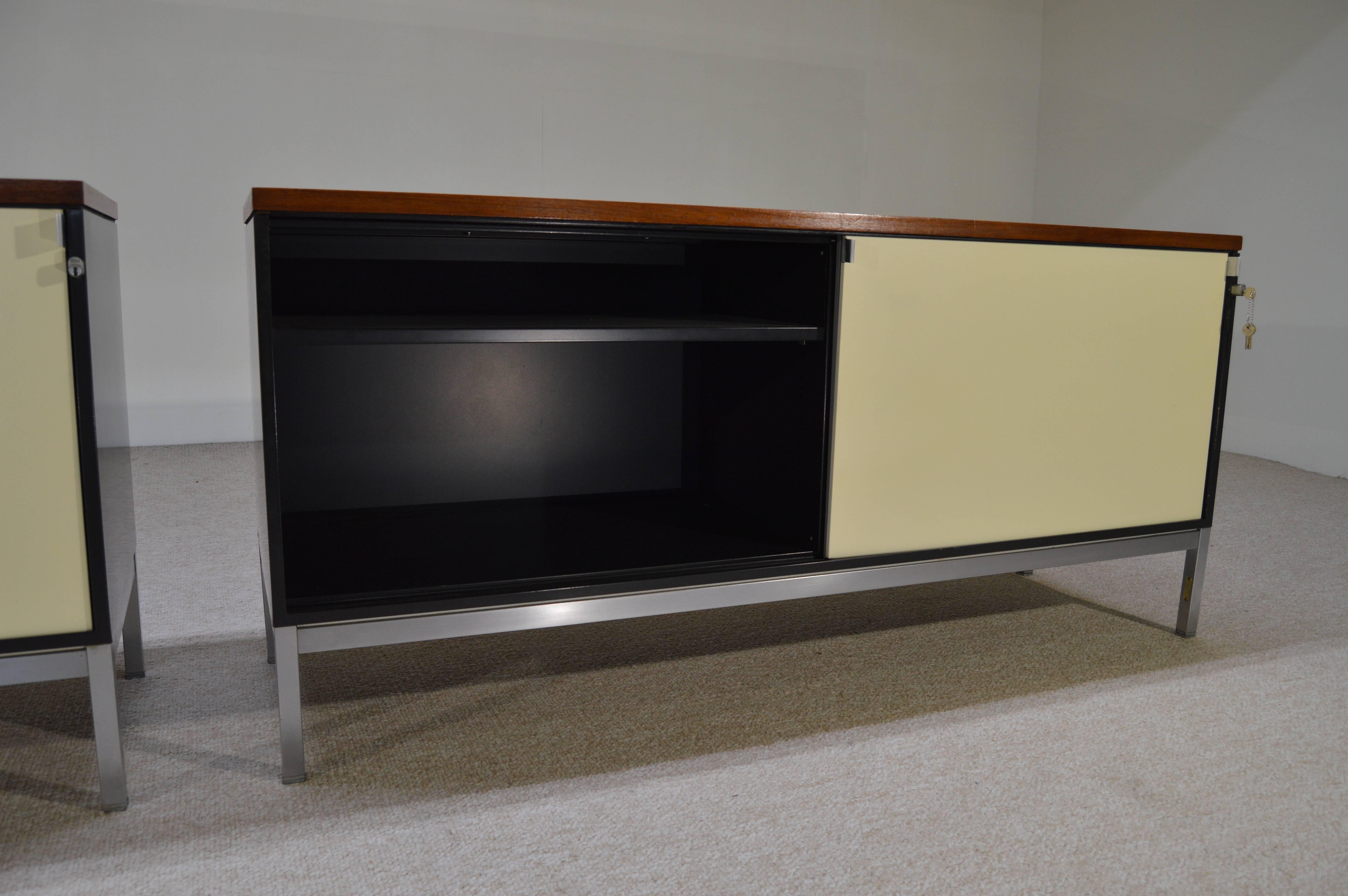 American Stunning Pair of Mid-Century Retro Office Cabinets by Art Metal for Knoll Int.