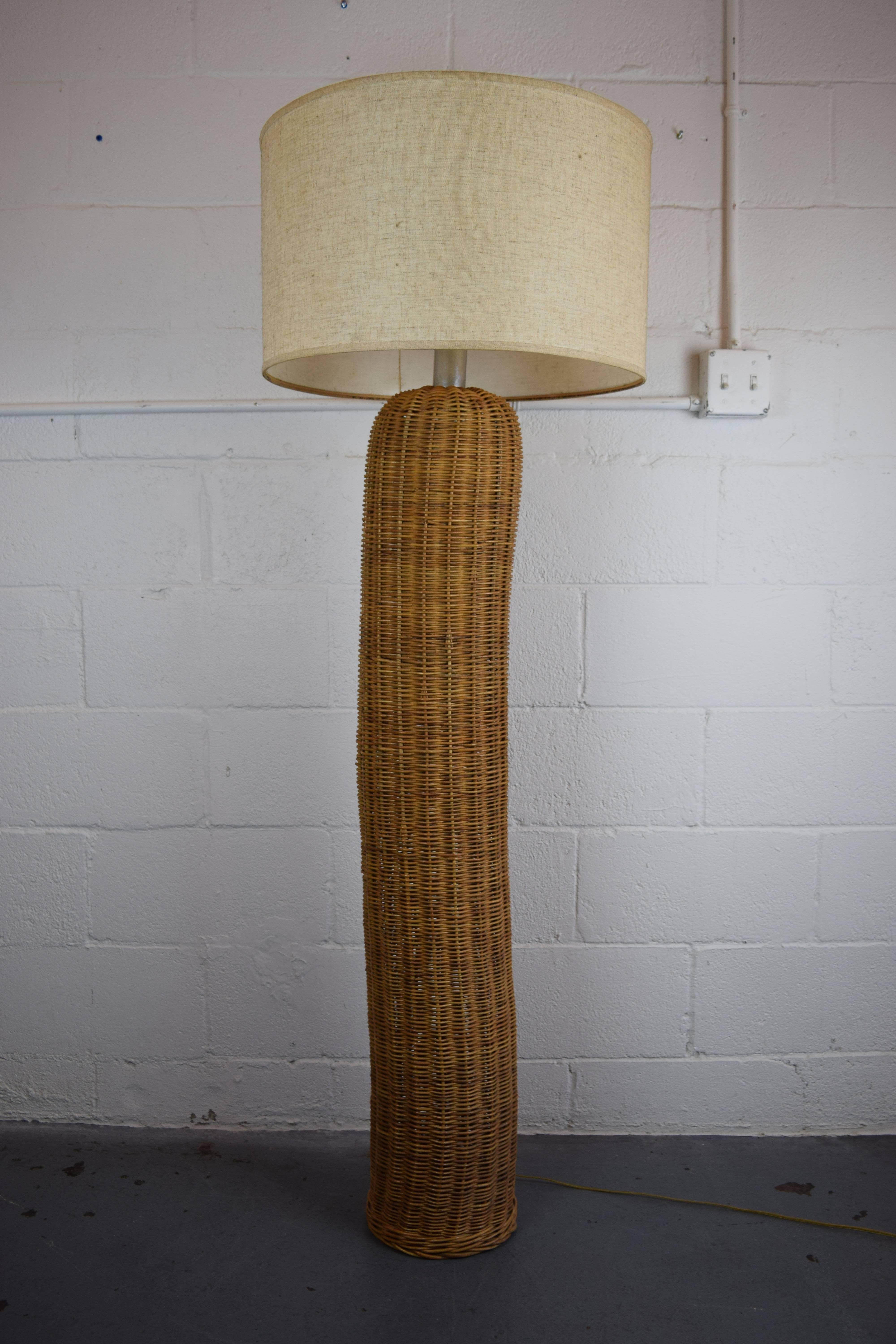 Tony Paul biomorphic floor lamp for Raymor. Three stage lamp.
Total lamp height: 60