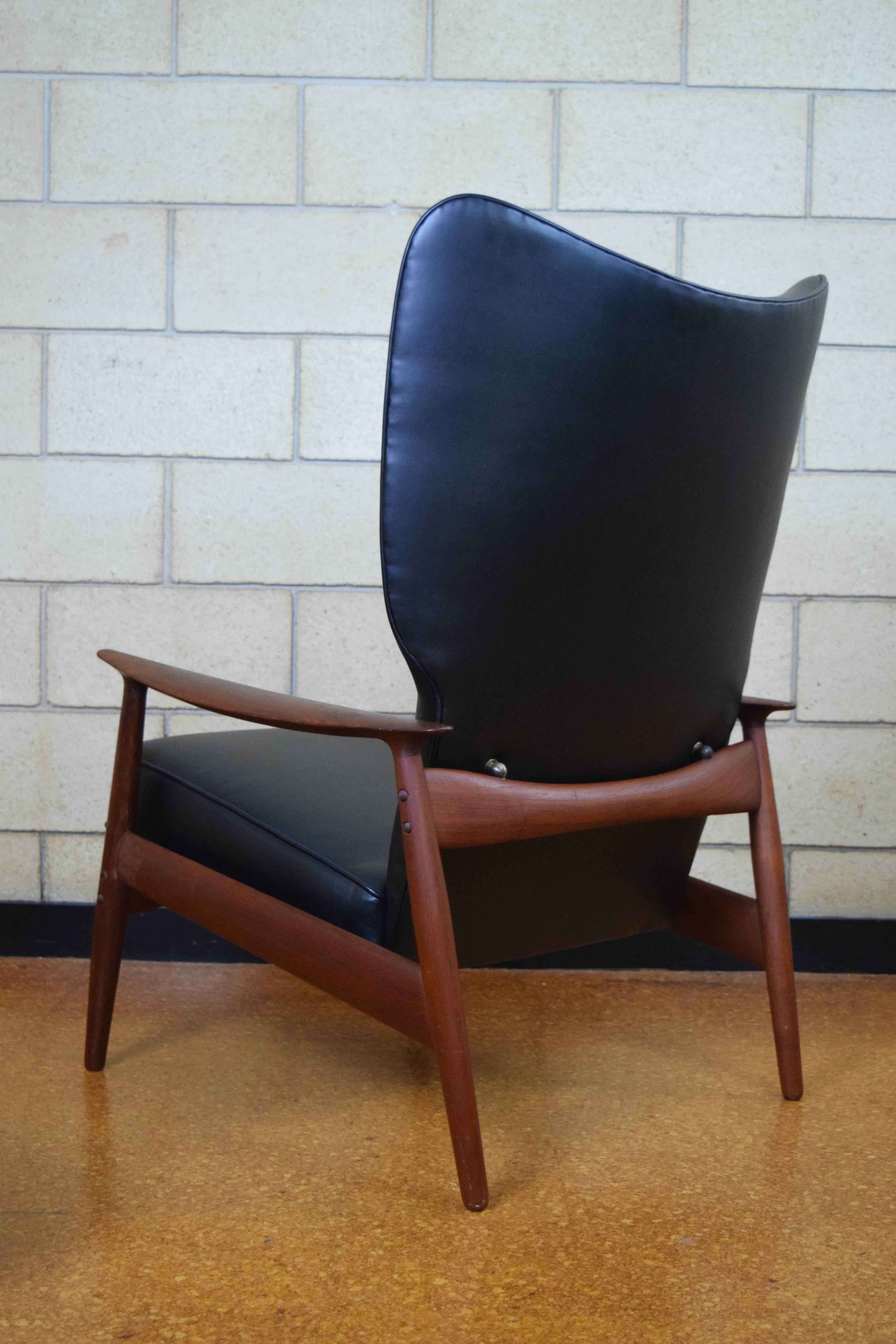 Mid-20th Century Danish Adjustable Lounge Chair and Ottoman by K. Rasmussen for Peter Wessel