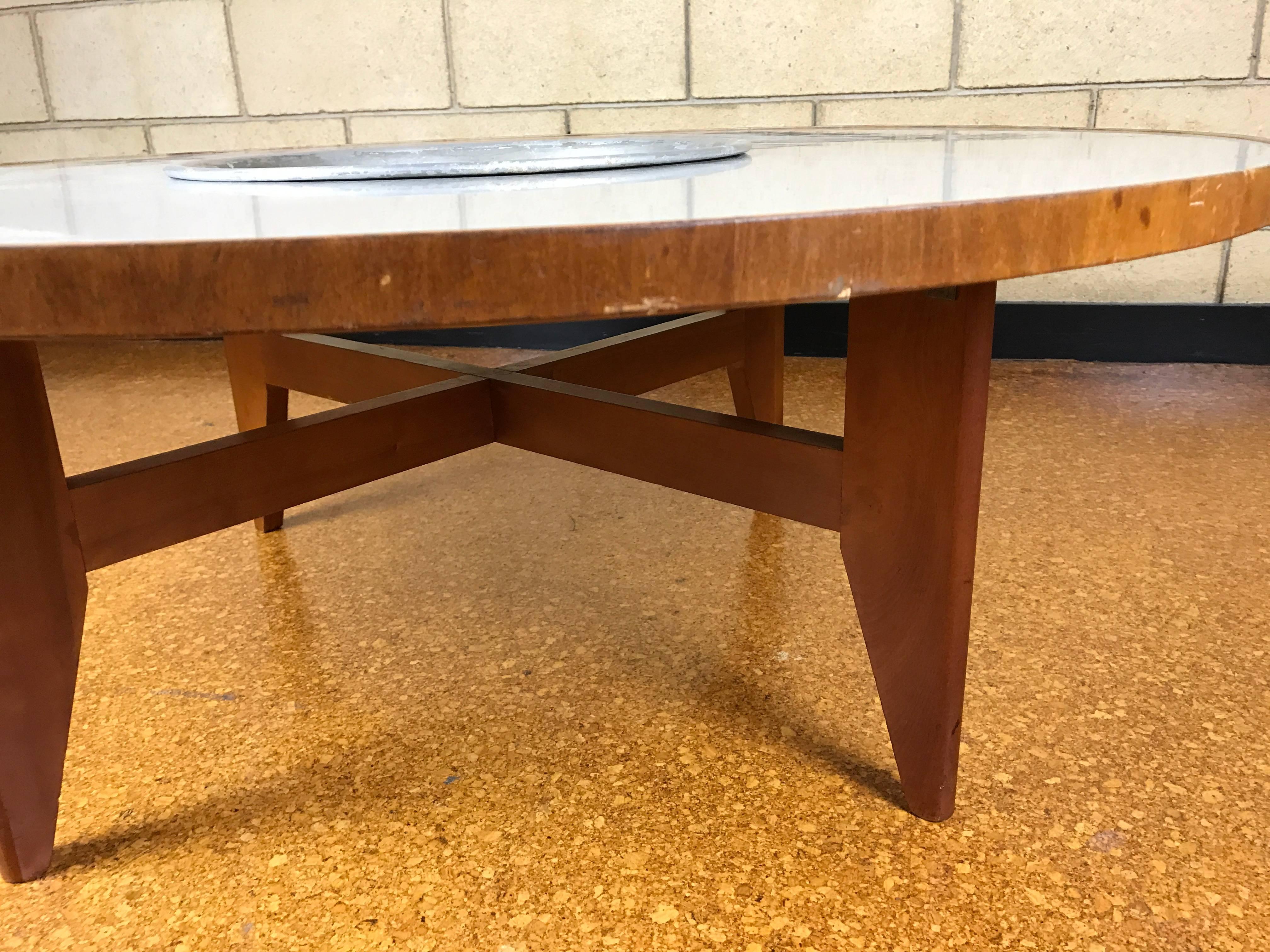 Rare Early Transitional George Nelson Round Coffee Table with Planter In Good Condition In Southampton, NJ