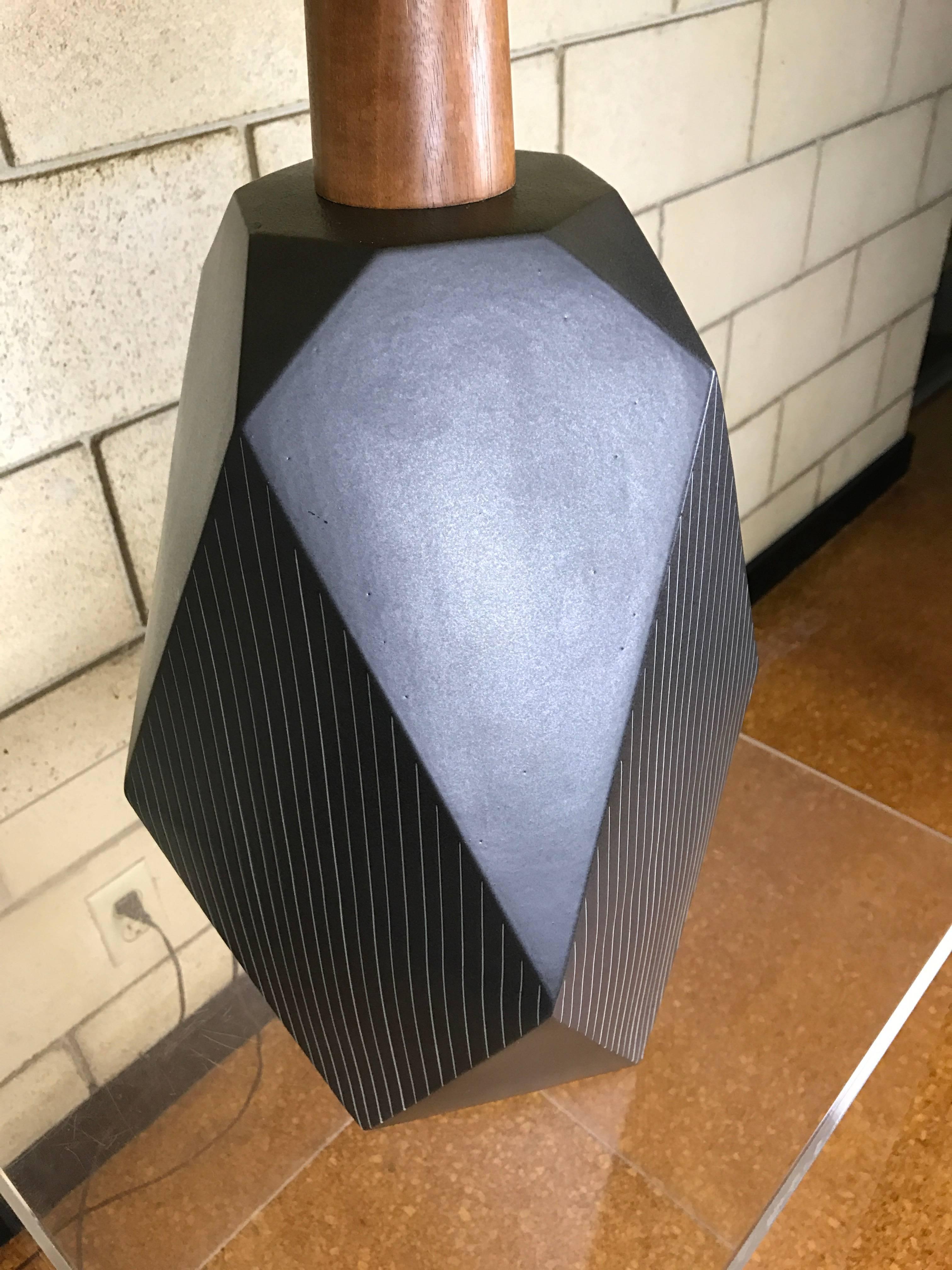 Monumental Rare Ceramic Geometric Large Lamp by Jane & Godorn Martz for Marshall In Excellent Condition In Southampton, NJ