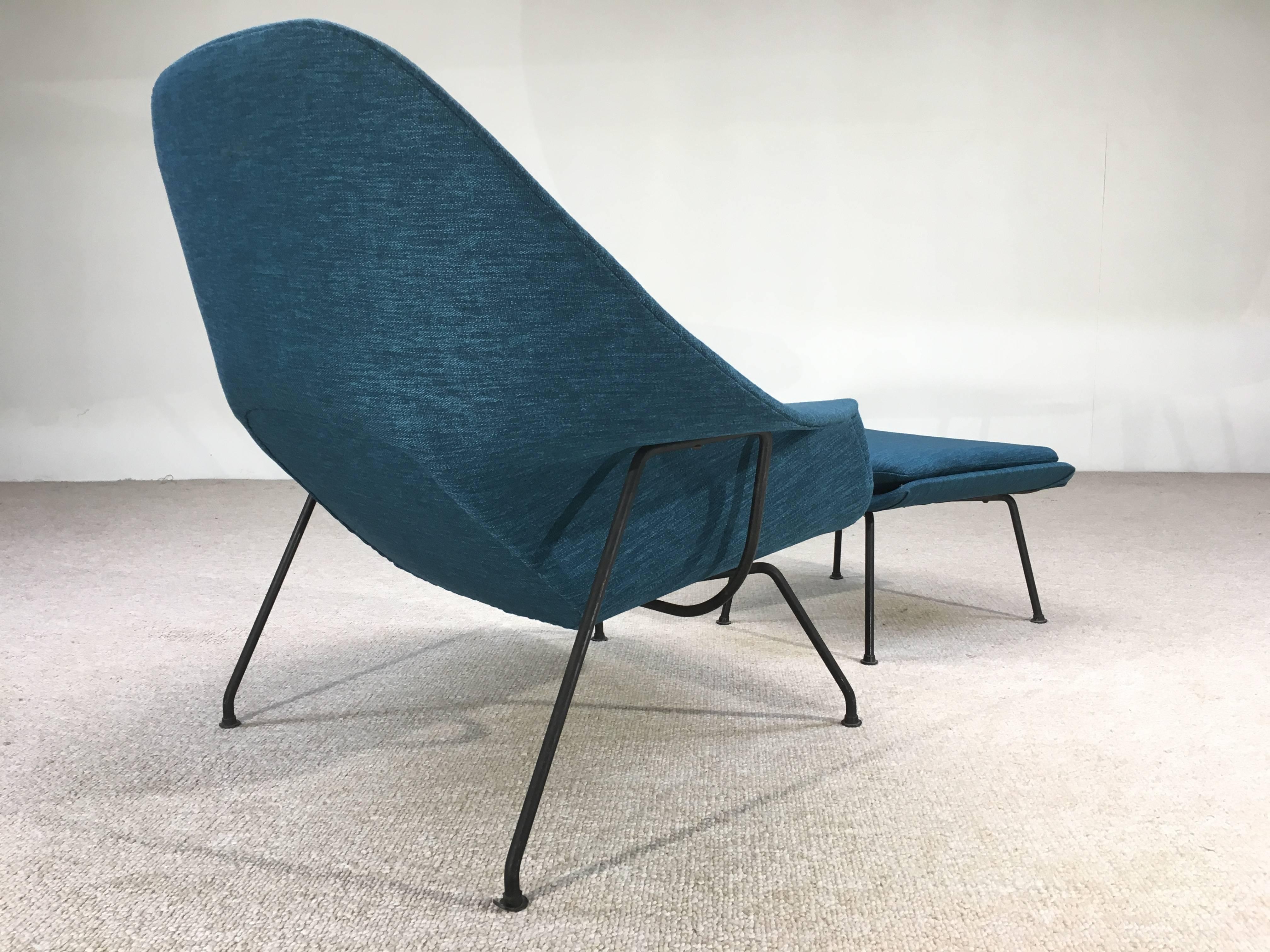 Mid-Century Modern Rare First Generation Eero Saarinen for Knoll Womb Chair and Ottoman