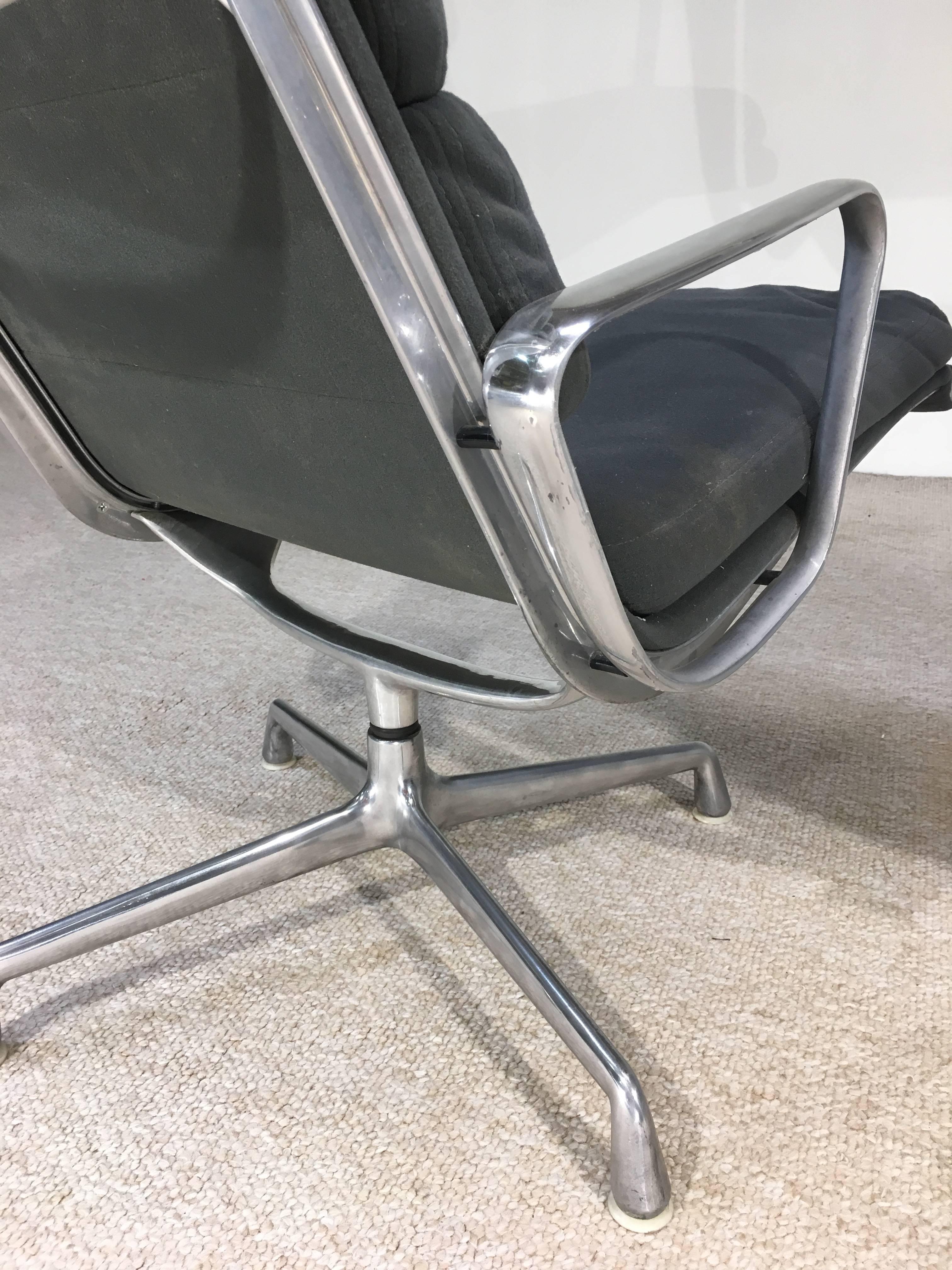 Cast Two-Charles & Ray Eames Soft Pad Aluminium Group Lounge Chairs for Herman Miller