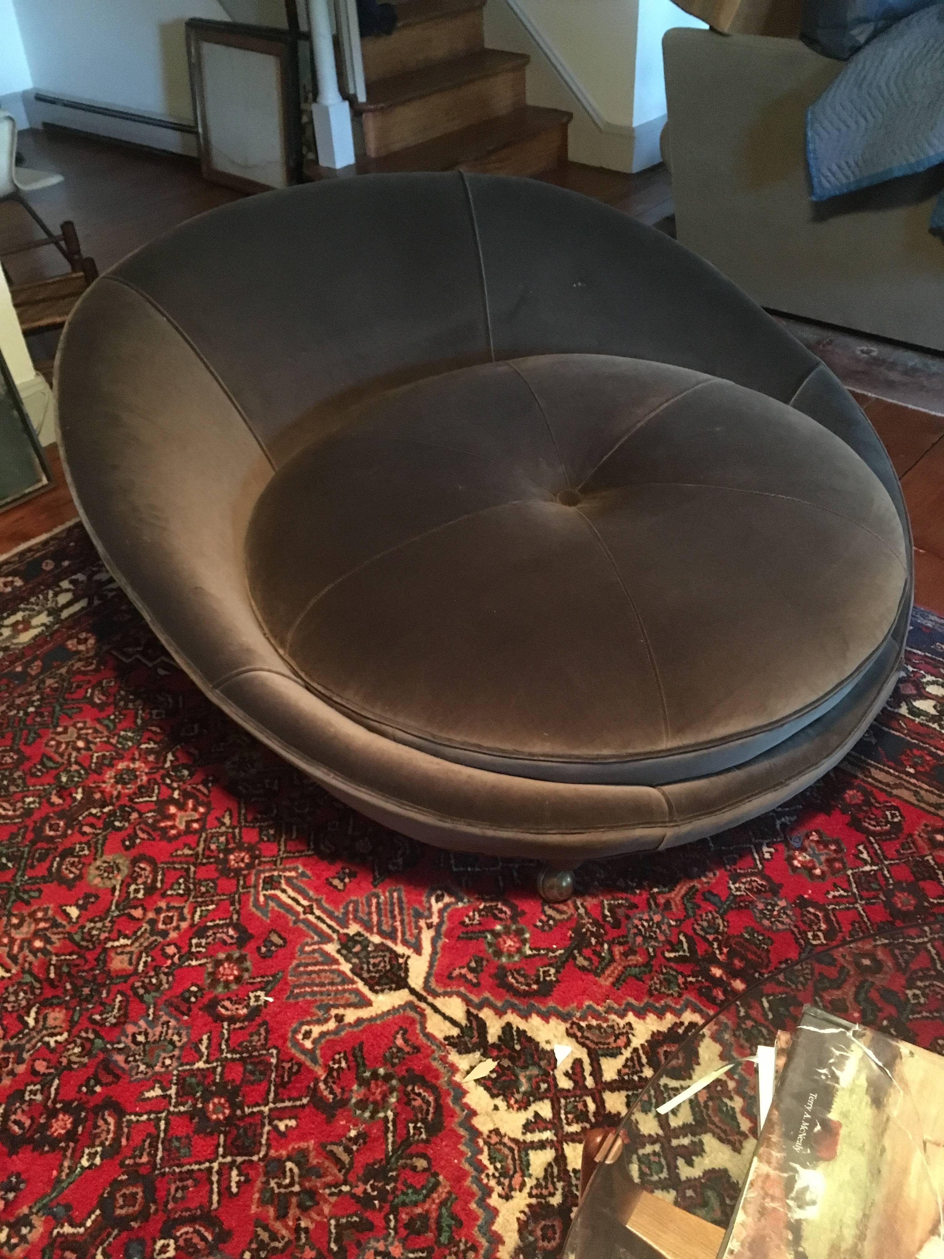 American Large Round Lounge Chair by Milo Baughman