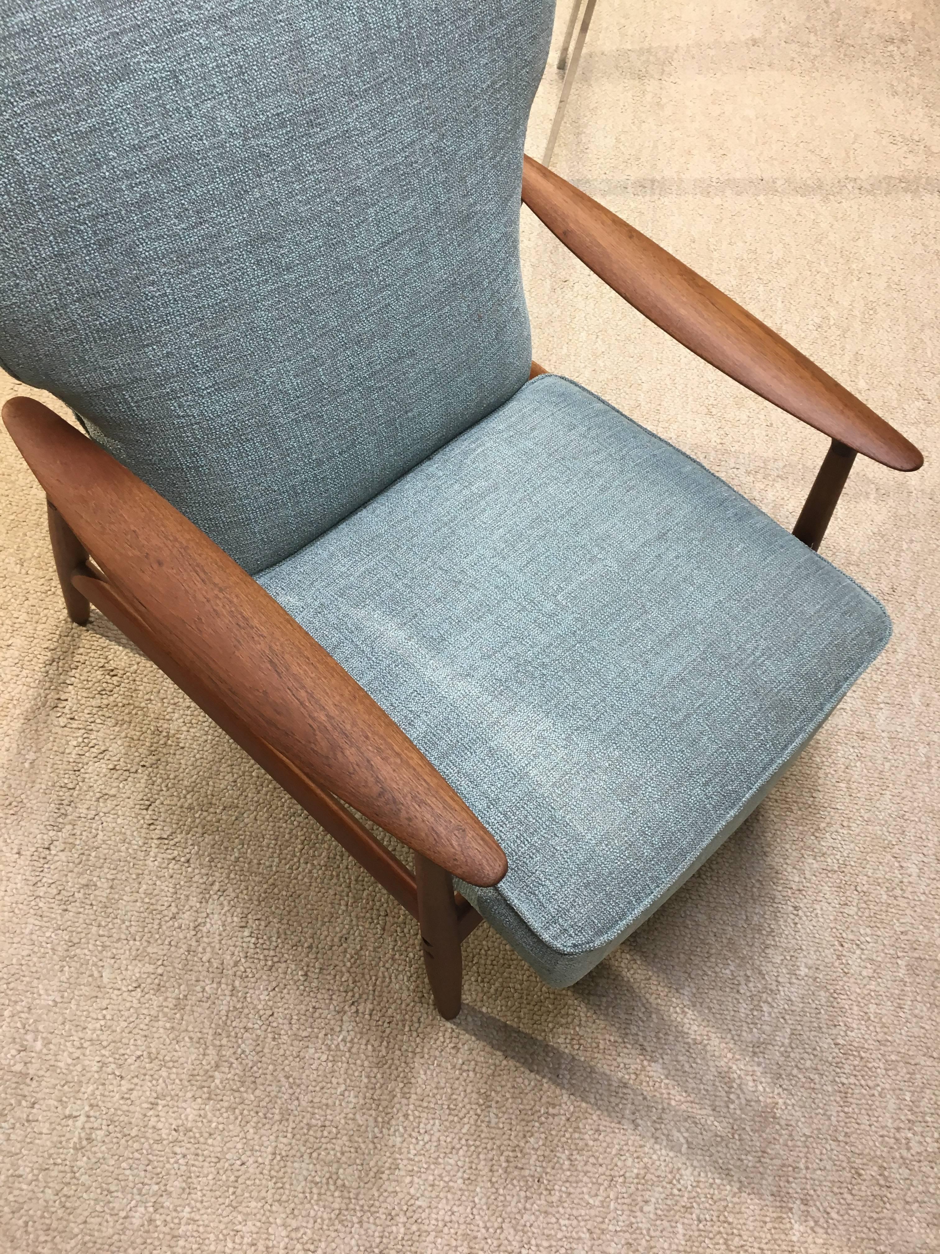 Danish Adjustable Lounge Chair by K. Rasmussen for Peter Wessel In Good Condition In Southampton, NJ