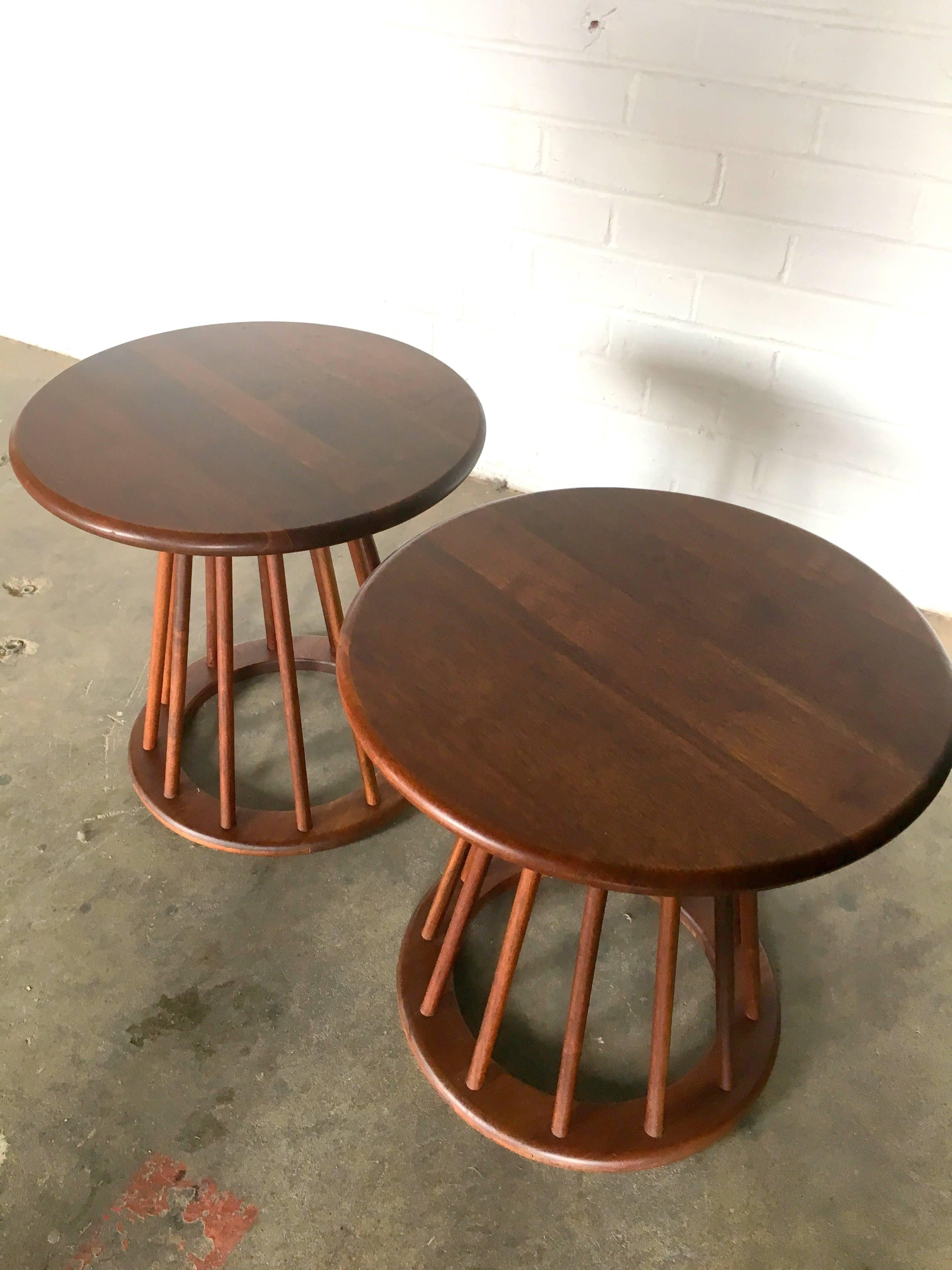 Stunning Pair of Arthur Umanoff Spindle End Tables 1