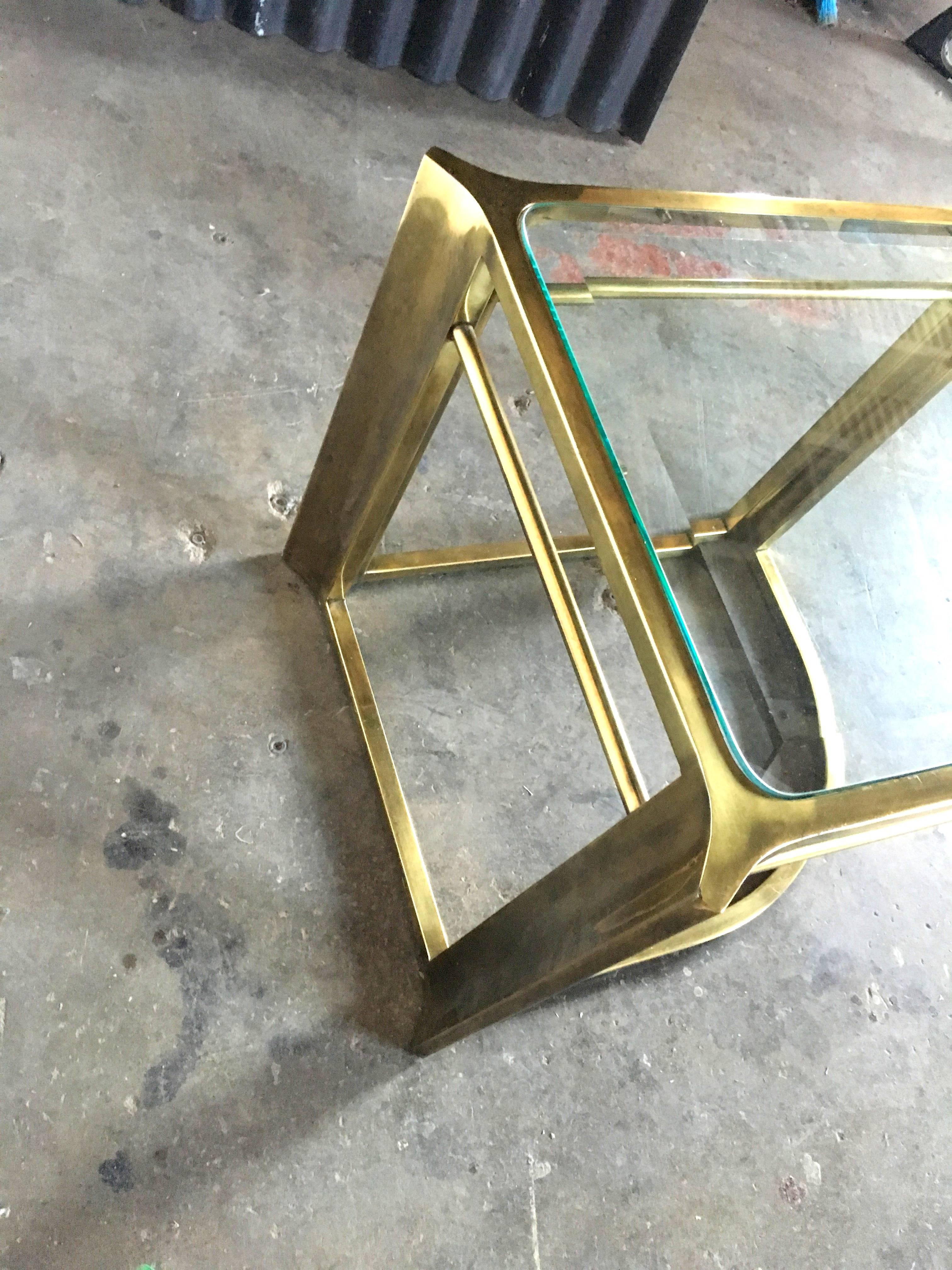 Mastercraft Brass End Table In Excellent Condition In Southampton, NJ