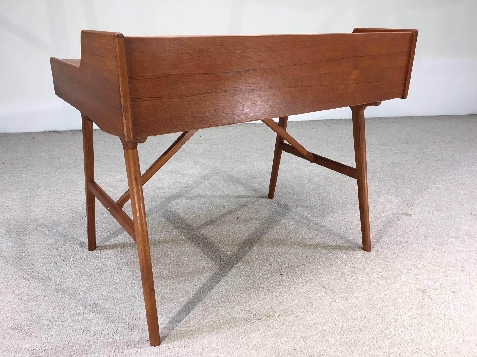 Mid-20th Century Arne Wahl Iversen for Vinde Mobler Model 65 Secretary Desk with Vanity Mirror