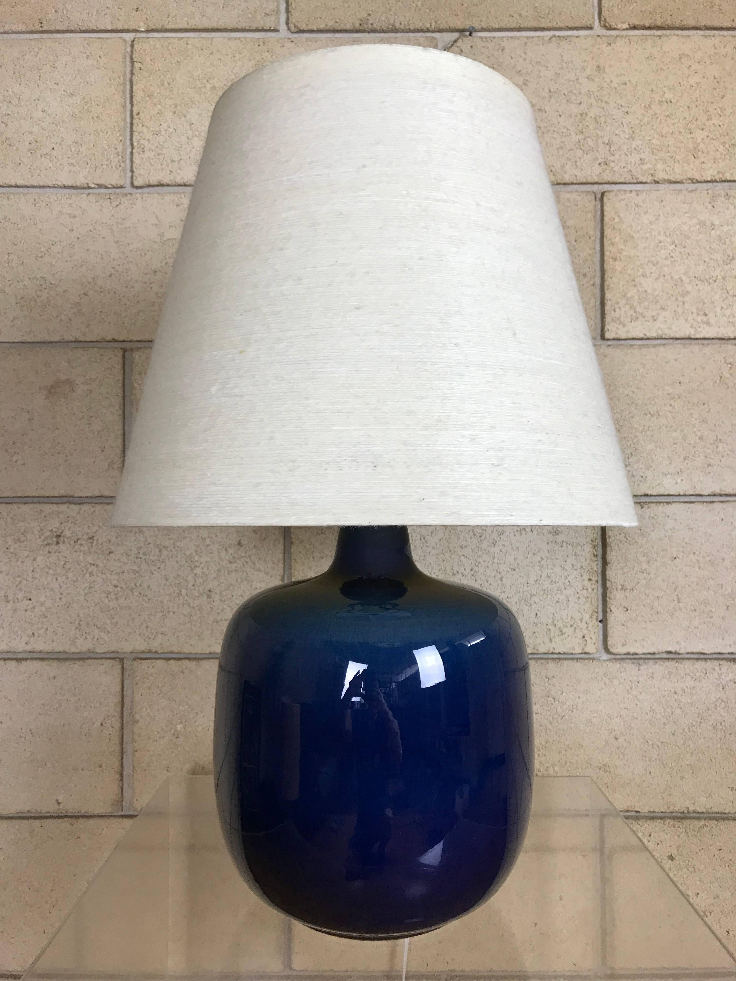Blue Ceramic Art Pottery Lotte Bostlund Table Lamp with Original Jute Shade 1