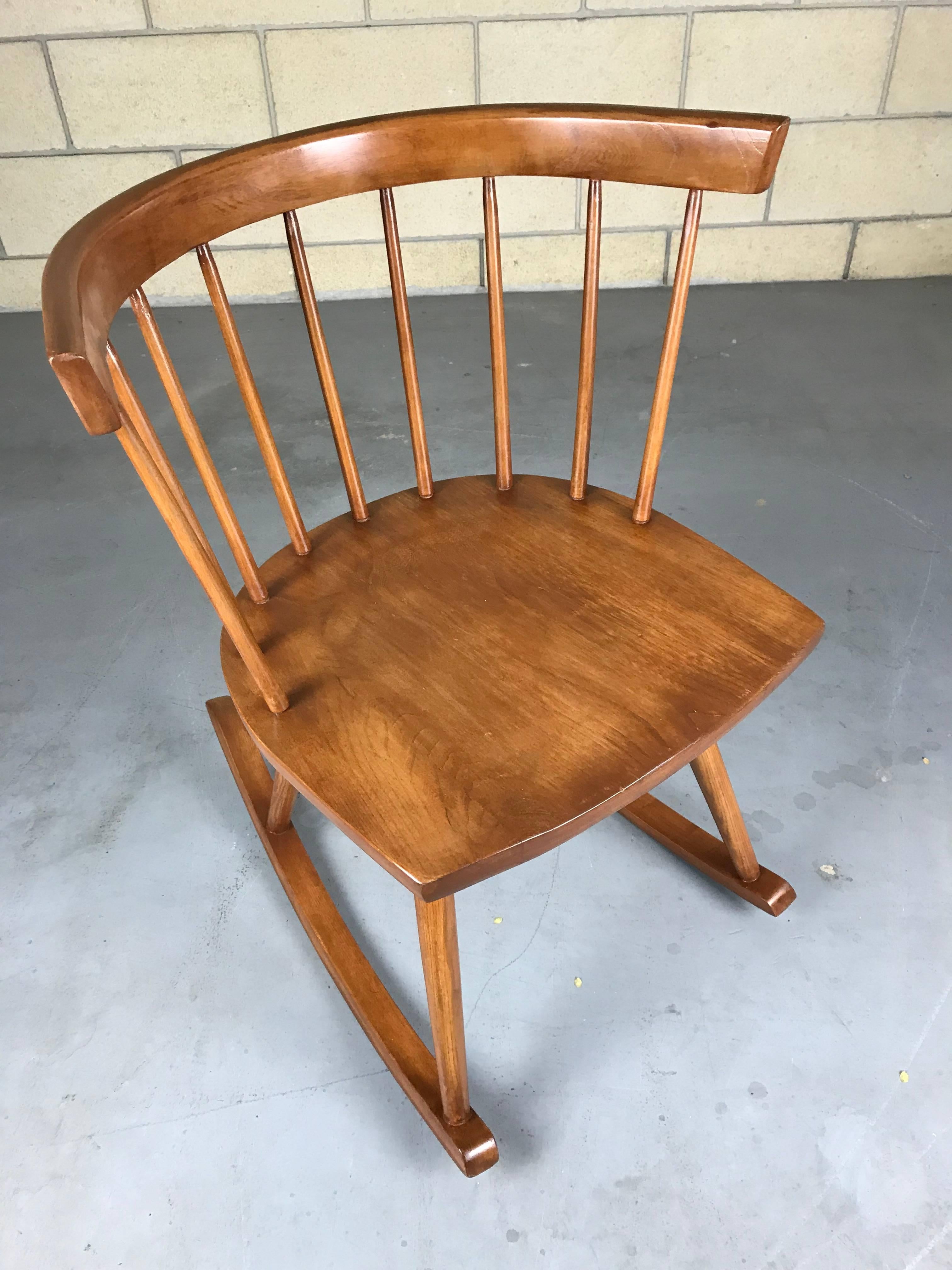 Mid-Century Modern Petite Windsor Rocking Chair by Ercol Furniture, circa 1950s In Good Condition In Southampton, NJ