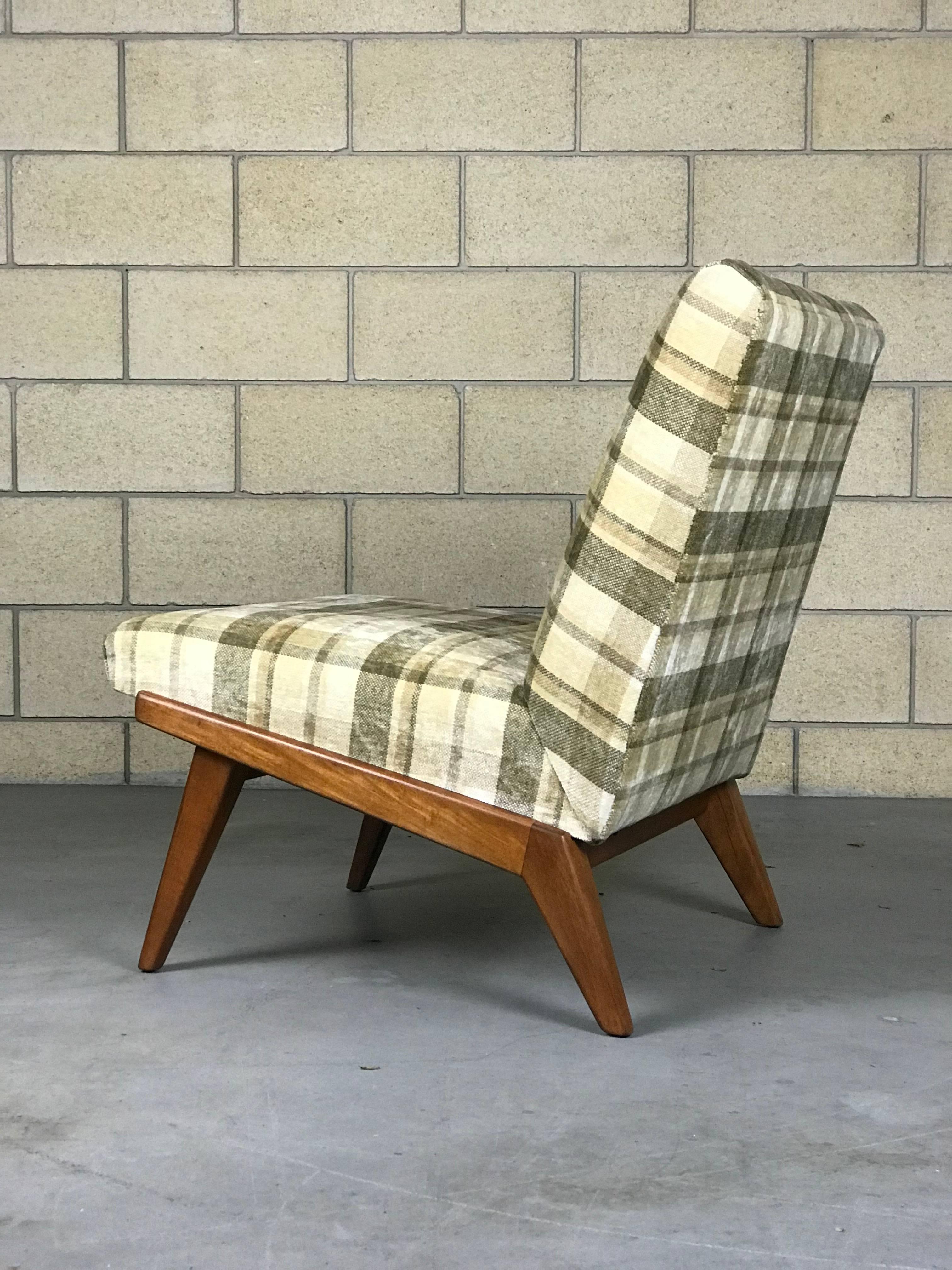 Early Slipper Lounge Chair by Jens Risom for H.G. Knoll Products, circa 1940s In Good Condition In Southampton, NJ
