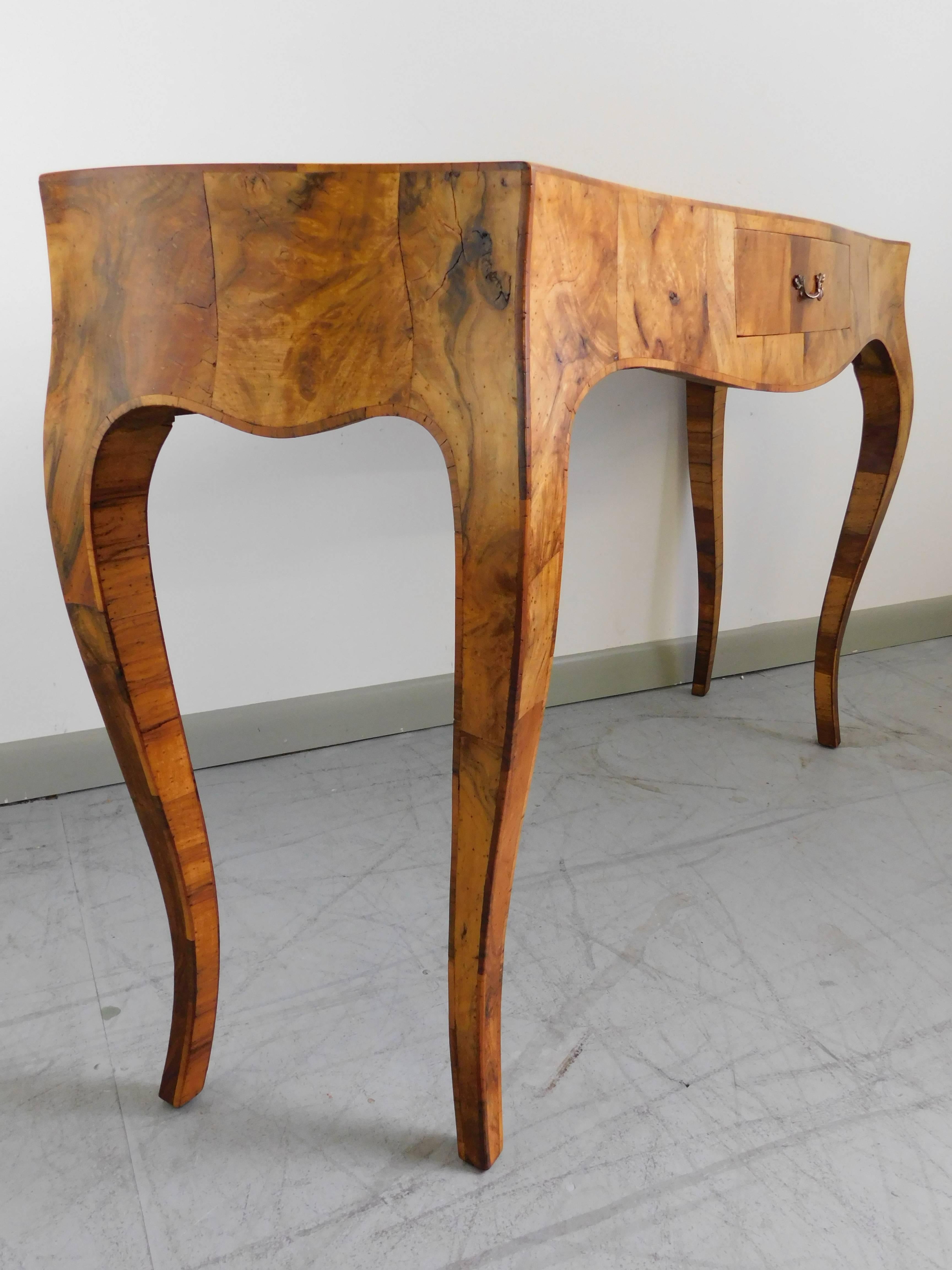 Italian Walnut Oyster Burl Bombe Console Table, 1950s 1