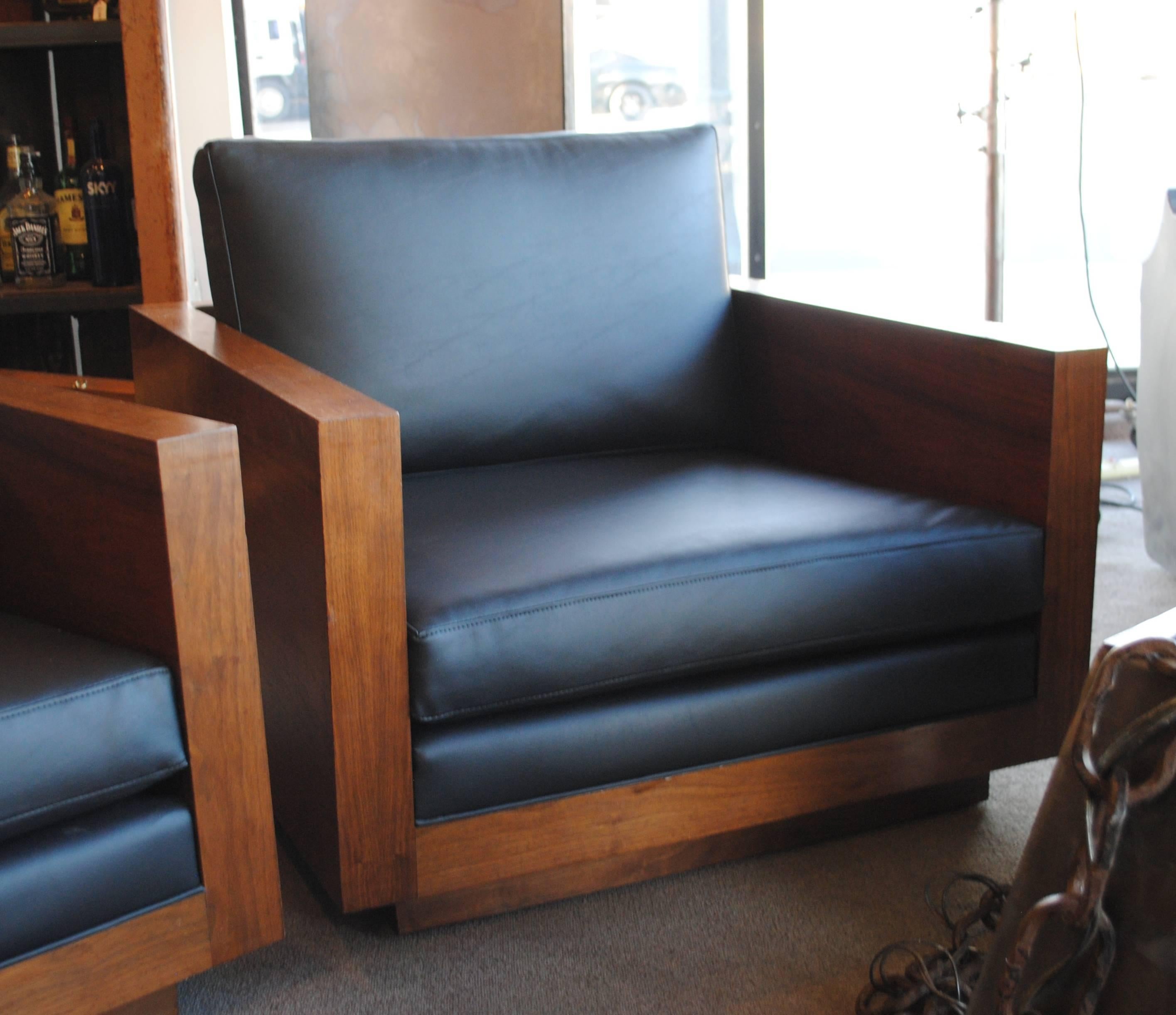 American Pair of Walnut Cube Chairs in the Style of Milo Baughman For Sale
