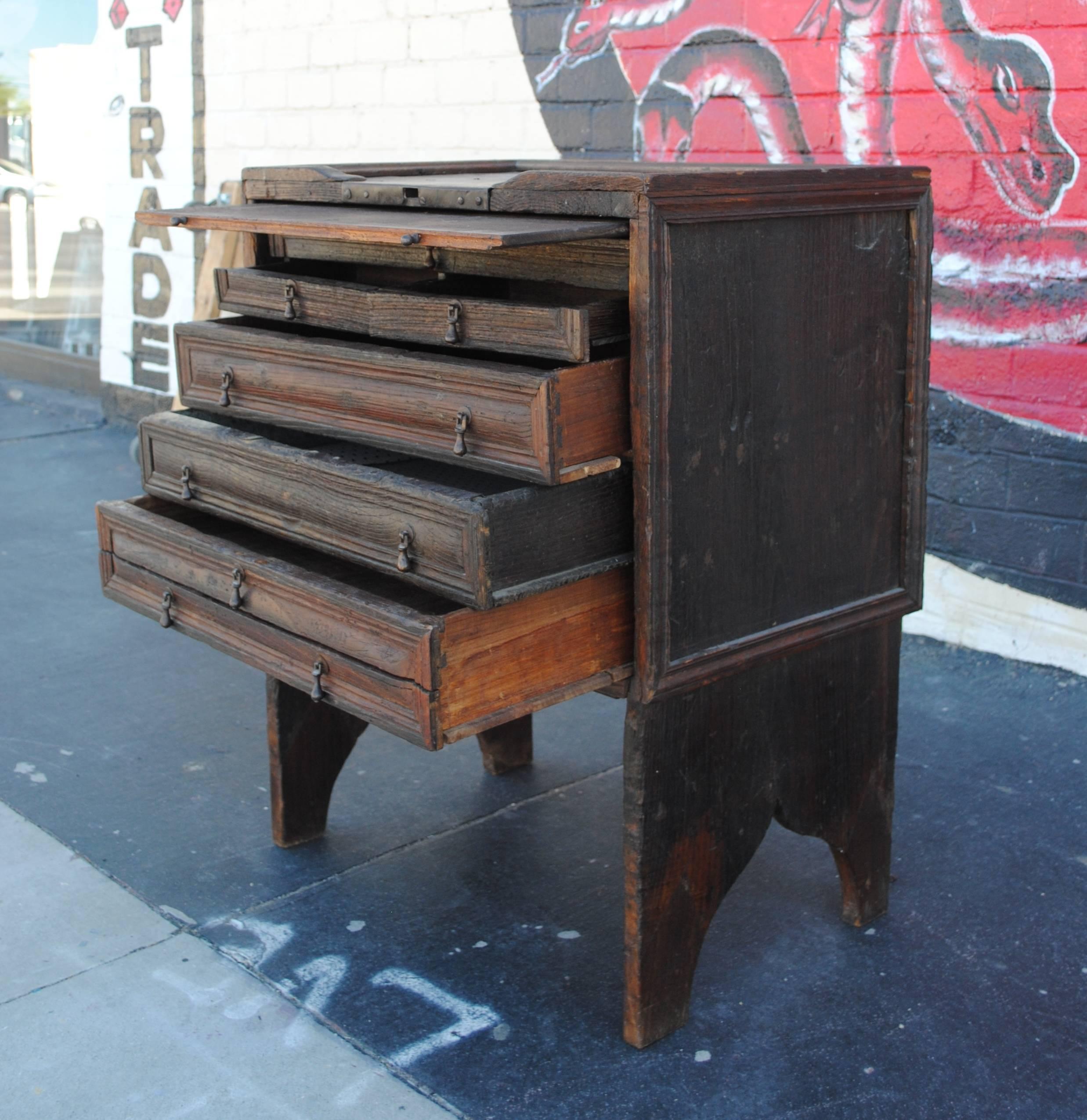 Antique Wood Rent Chest In Good Condition In LAS VEGAS, NV
